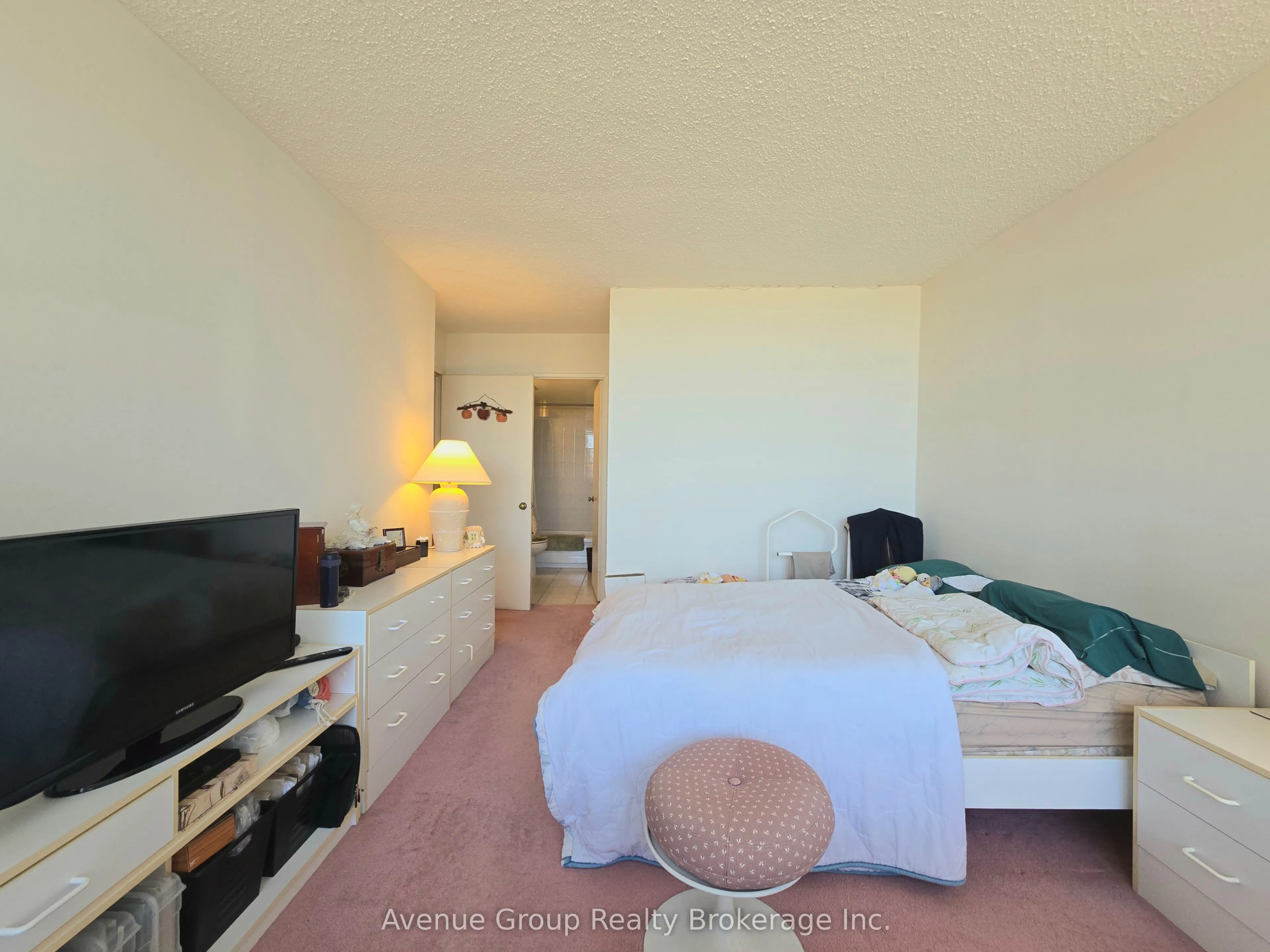 300 Alton Towers Circle, #904