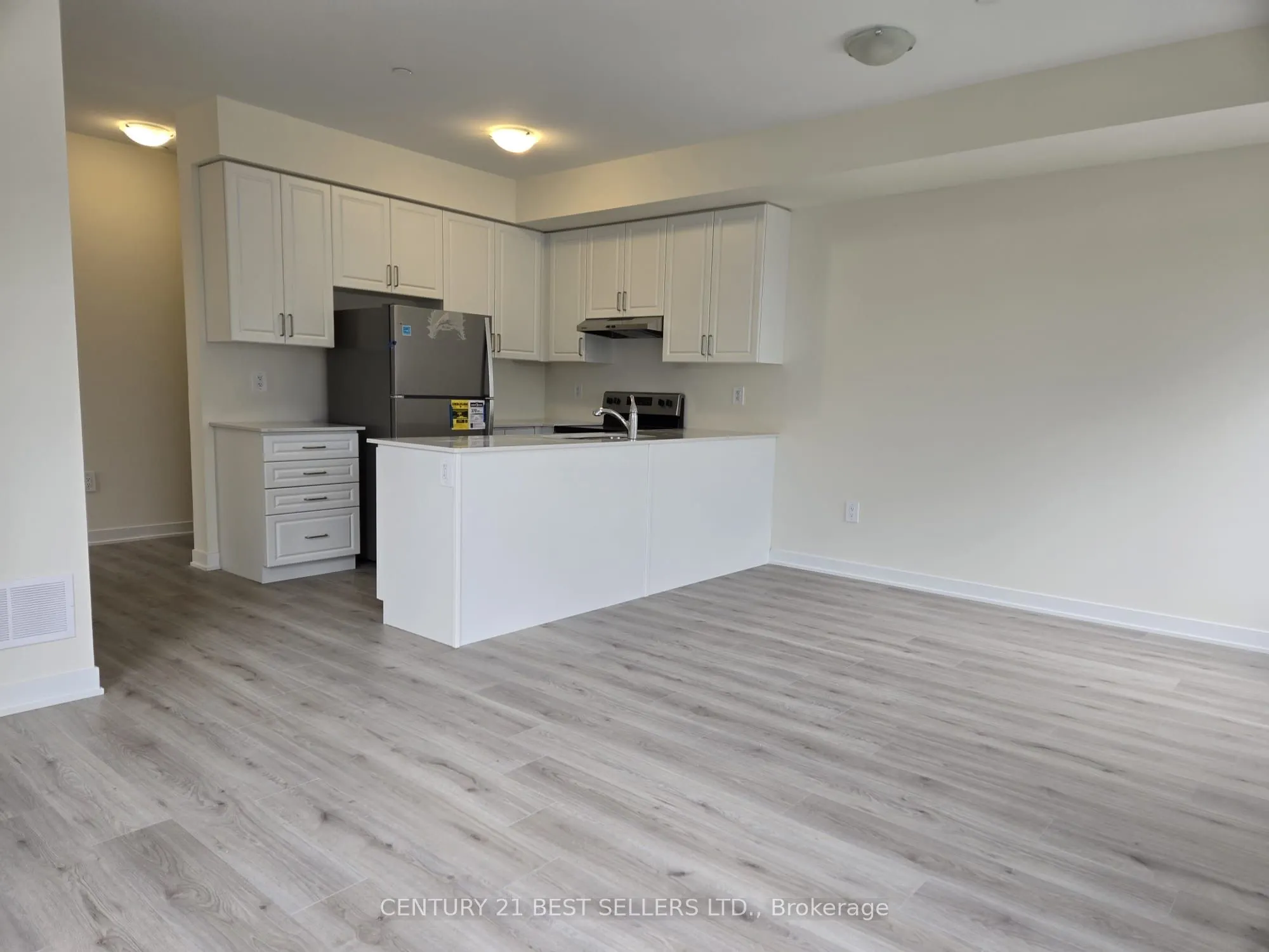 1695 Dersan Street, #235