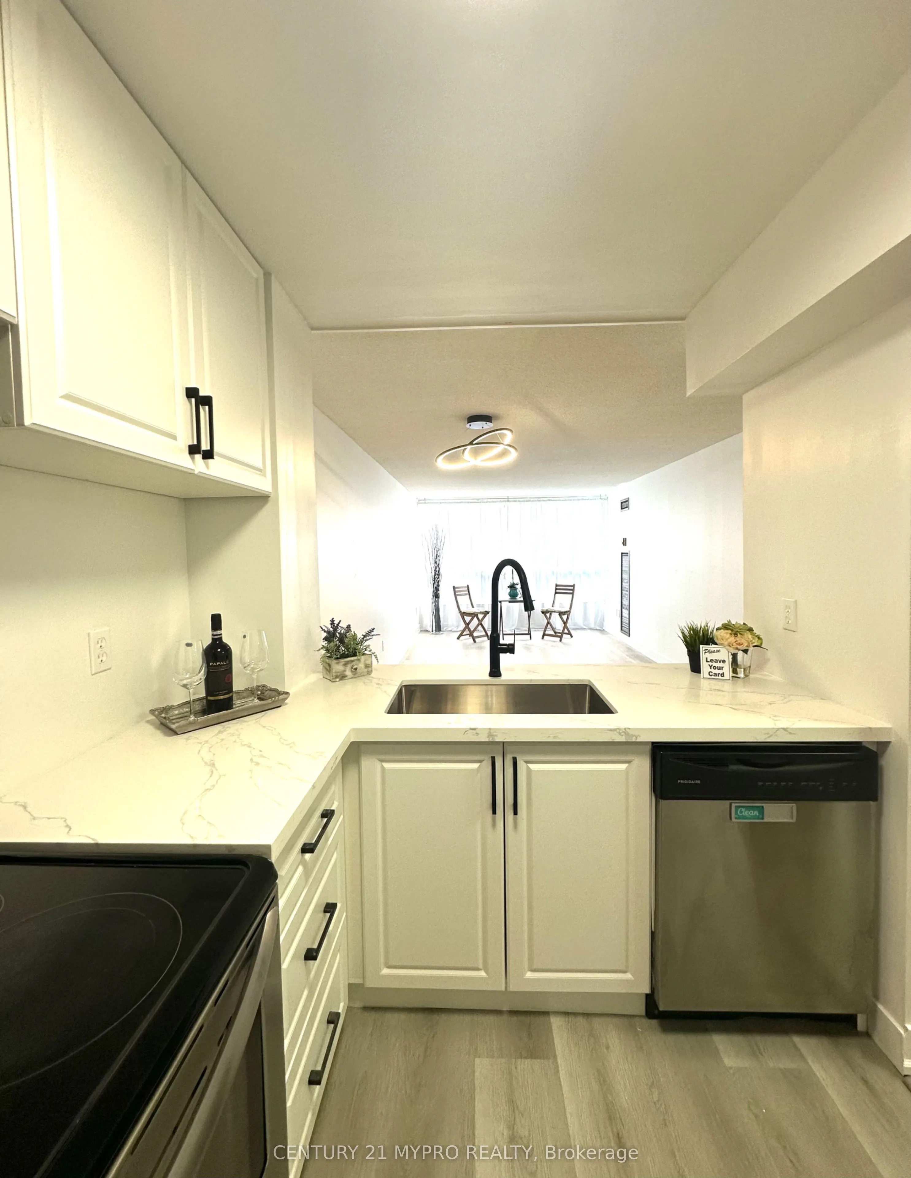 3050 Ellesmere Road, #517
