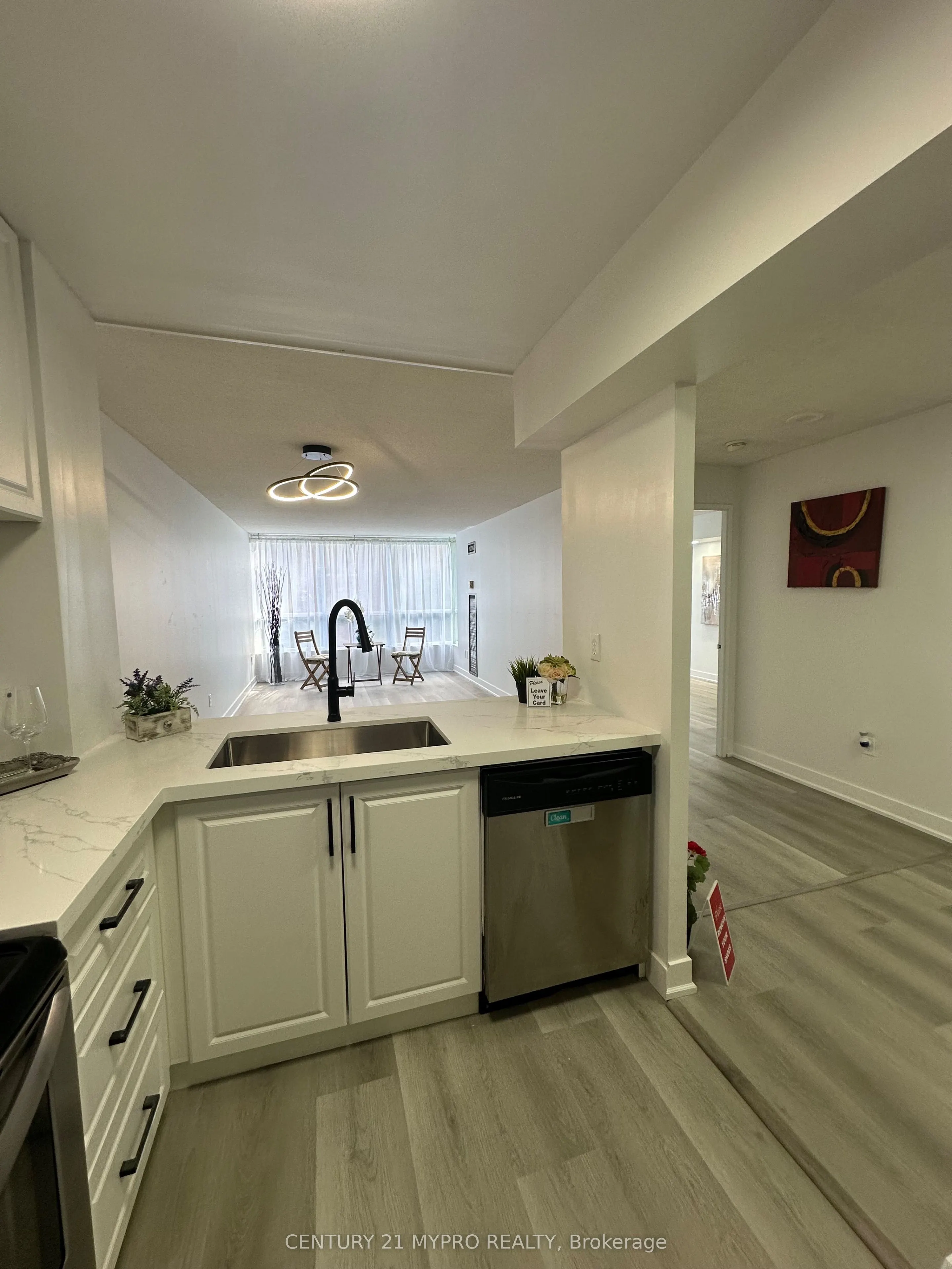 3050 Ellesmere Road, #517
