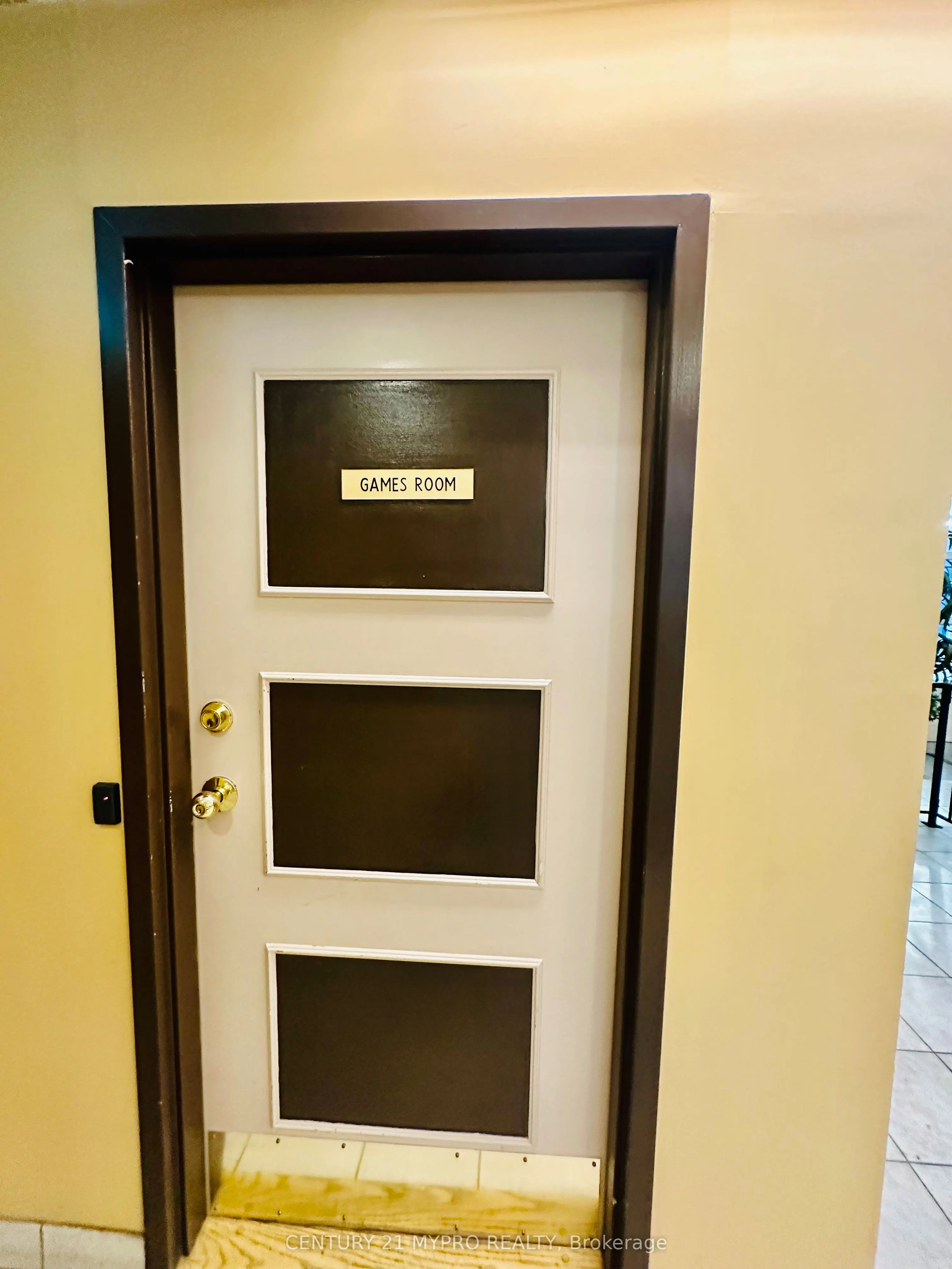 3050 Ellesmere Road, #517