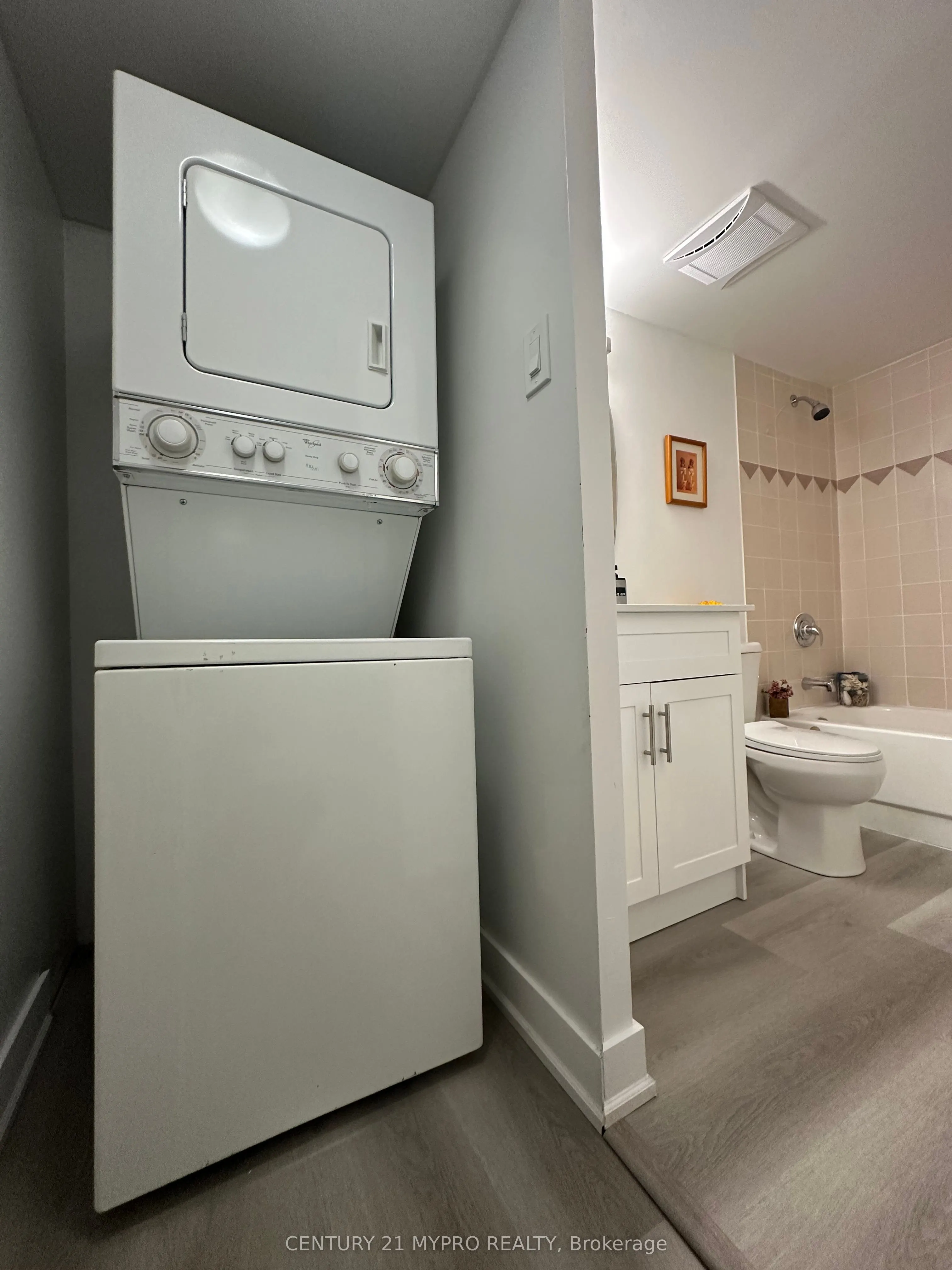 3050 Ellesmere Road, #517