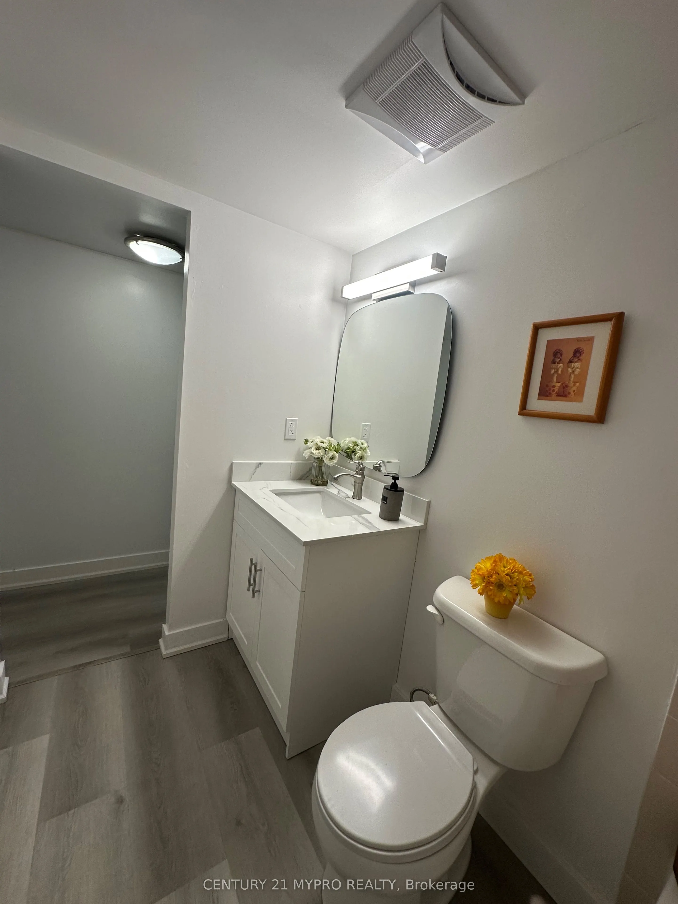 3050 Ellesmere Road, #517