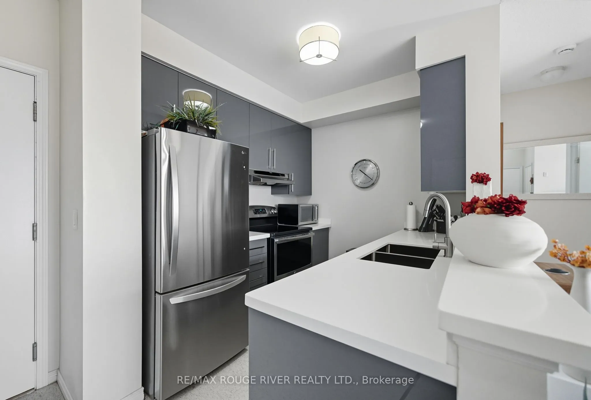 3650 Kingston Road, #PH917