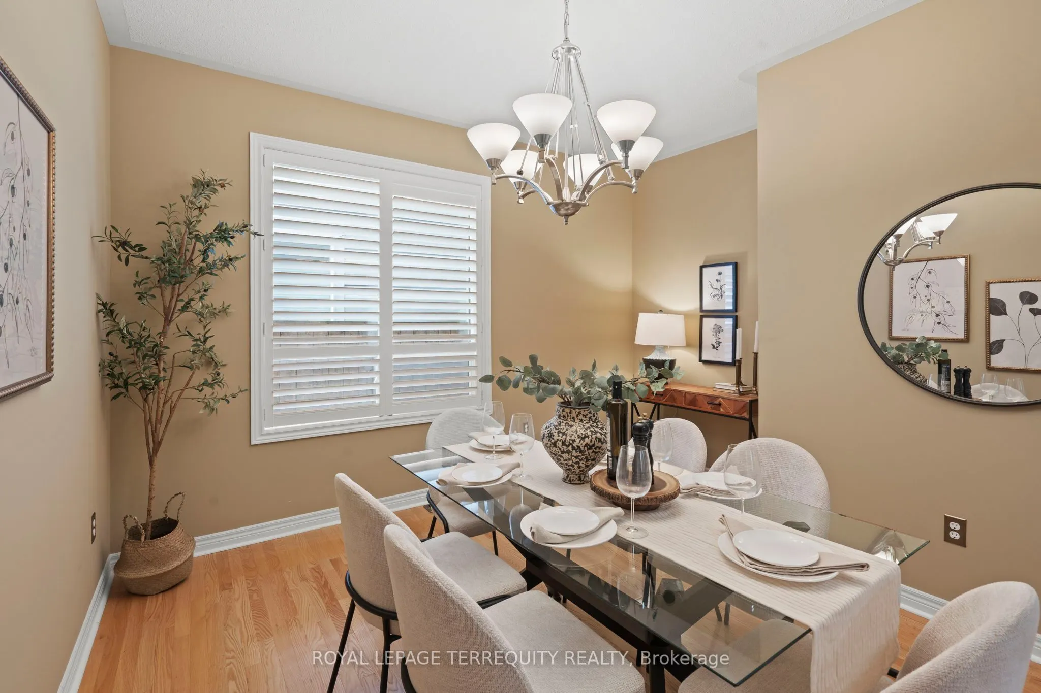 12 Kenilworth Crescent