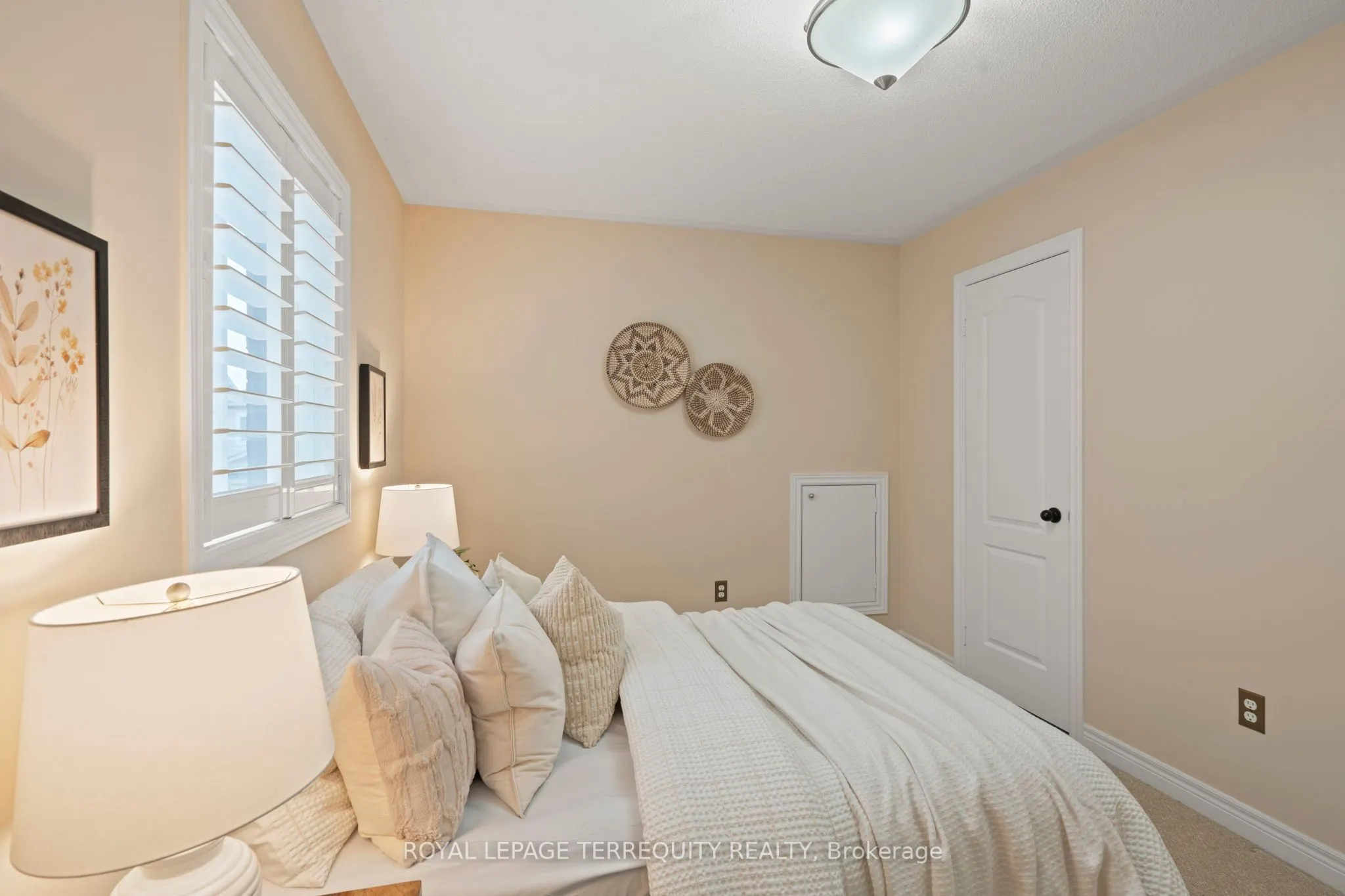 12 Kenilworth Crescent