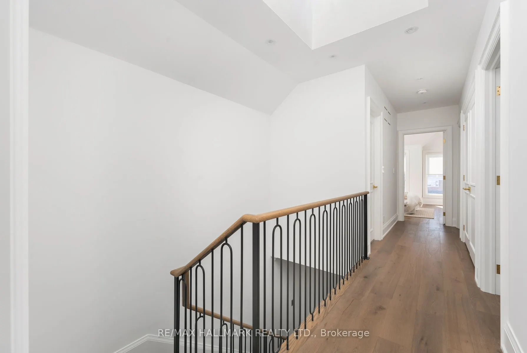 263 Linsmore Crescent