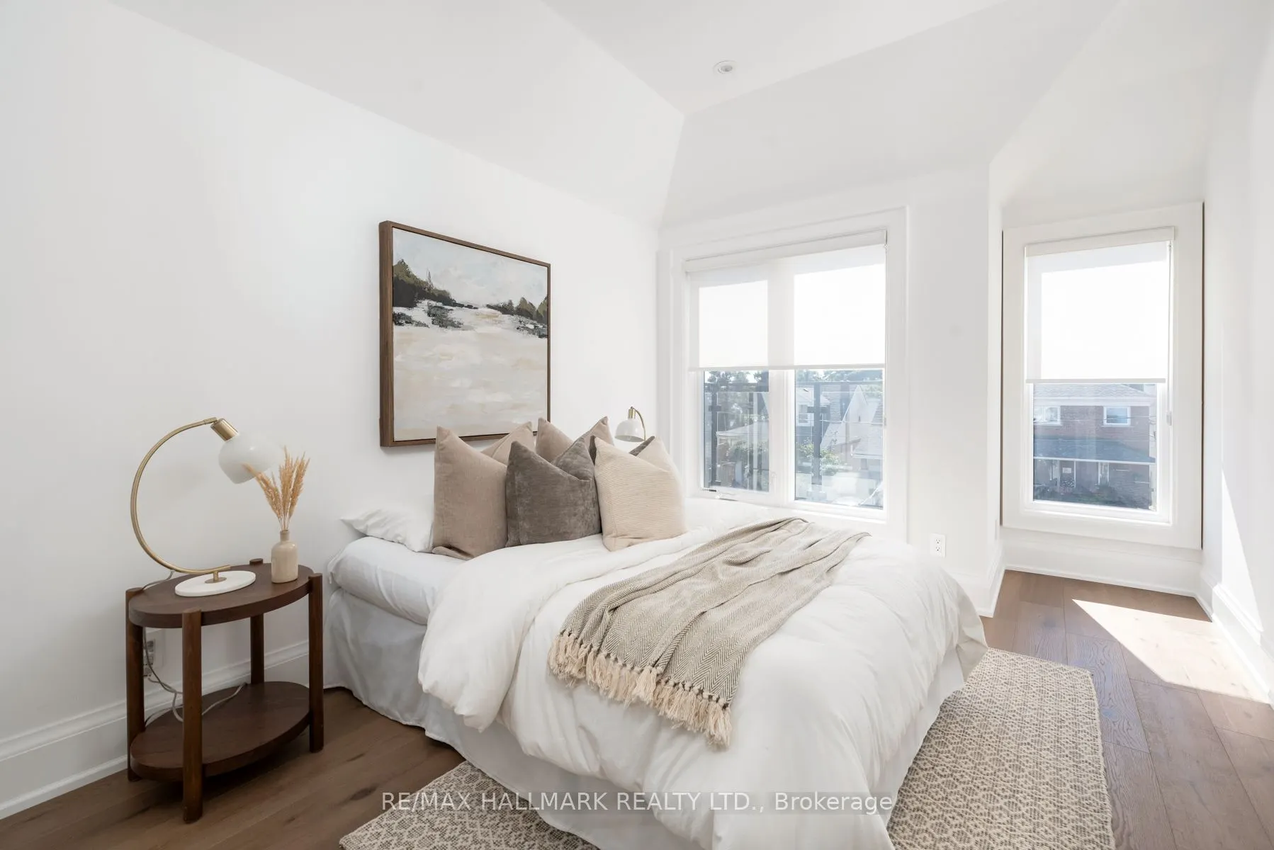 263 Linsmore Crescent