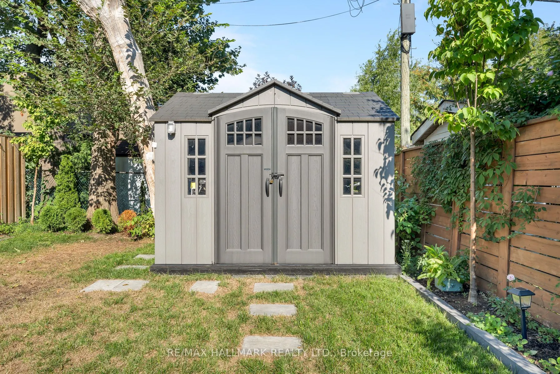 263 Linsmore Crescent