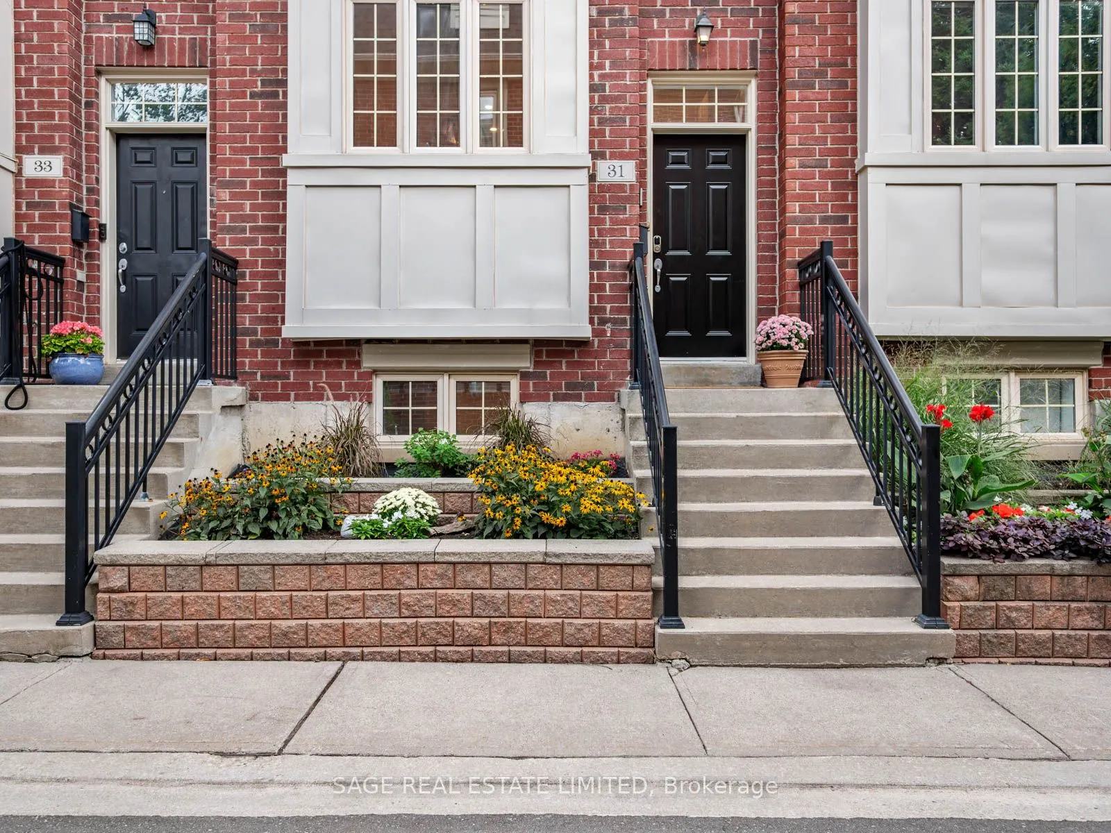 31 Tompkins Mews