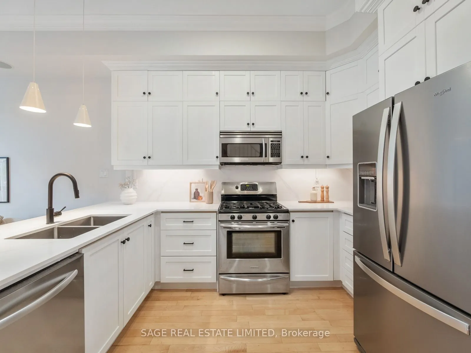 31 Tompkins Mews