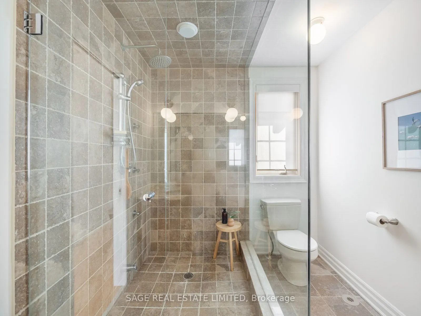 31 Tompkins Mews