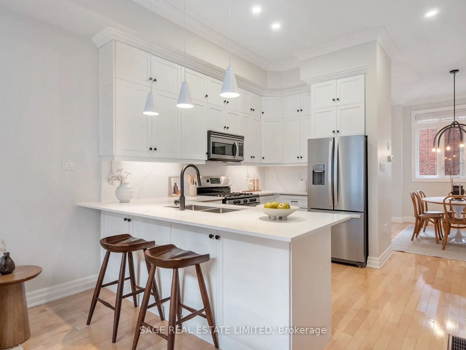 31 Tompkins Mews
