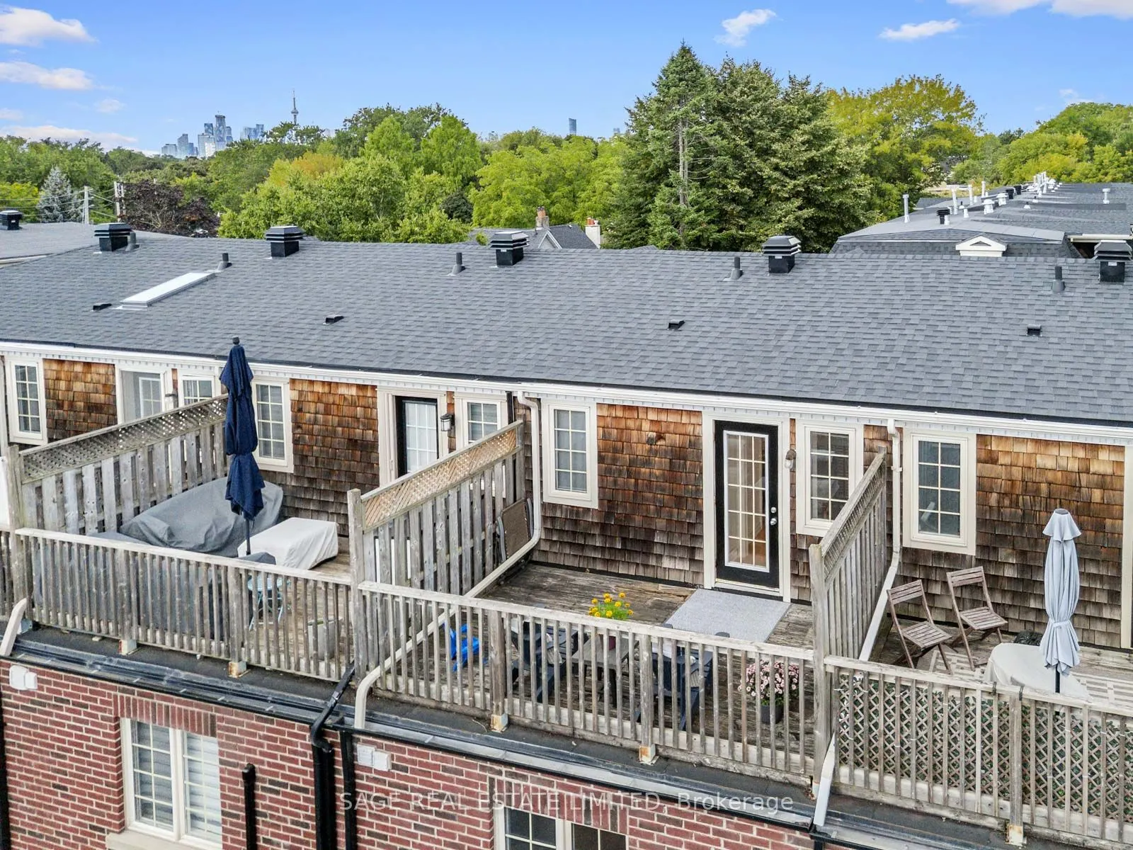 31 Tompkins Mews