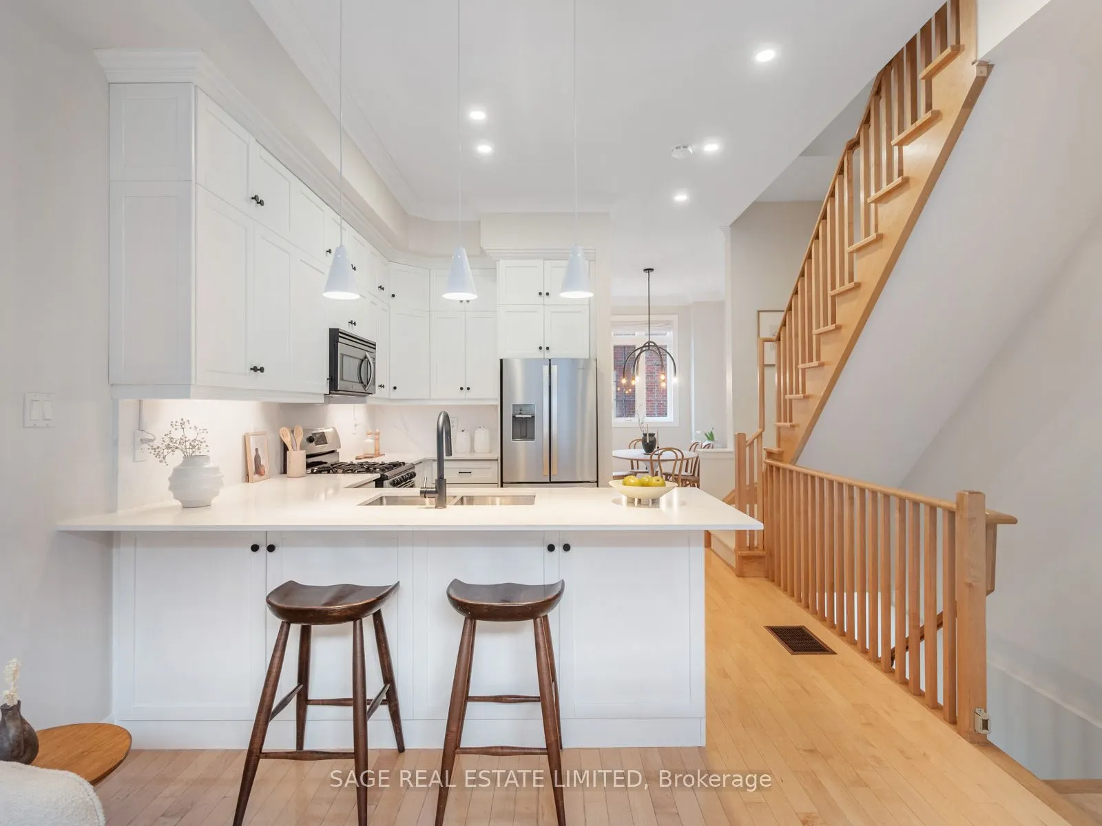 31 Tompkins Mews