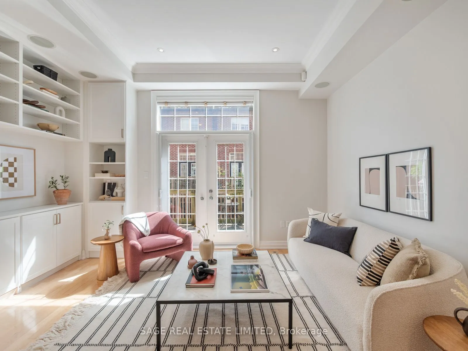 31 Tompkins Mews
