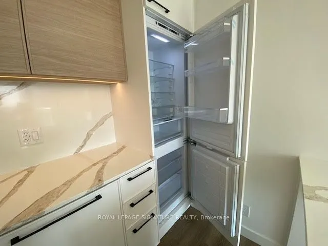 1050 Eastern Avenue, #820
