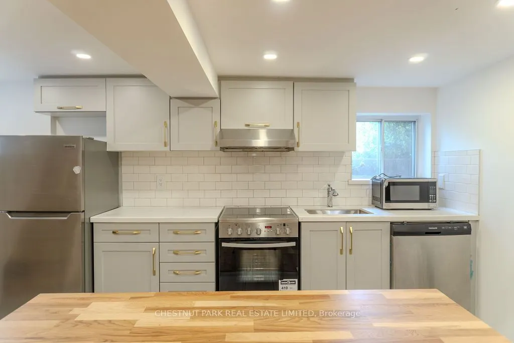 1065 Pape Avenue, #Lower
