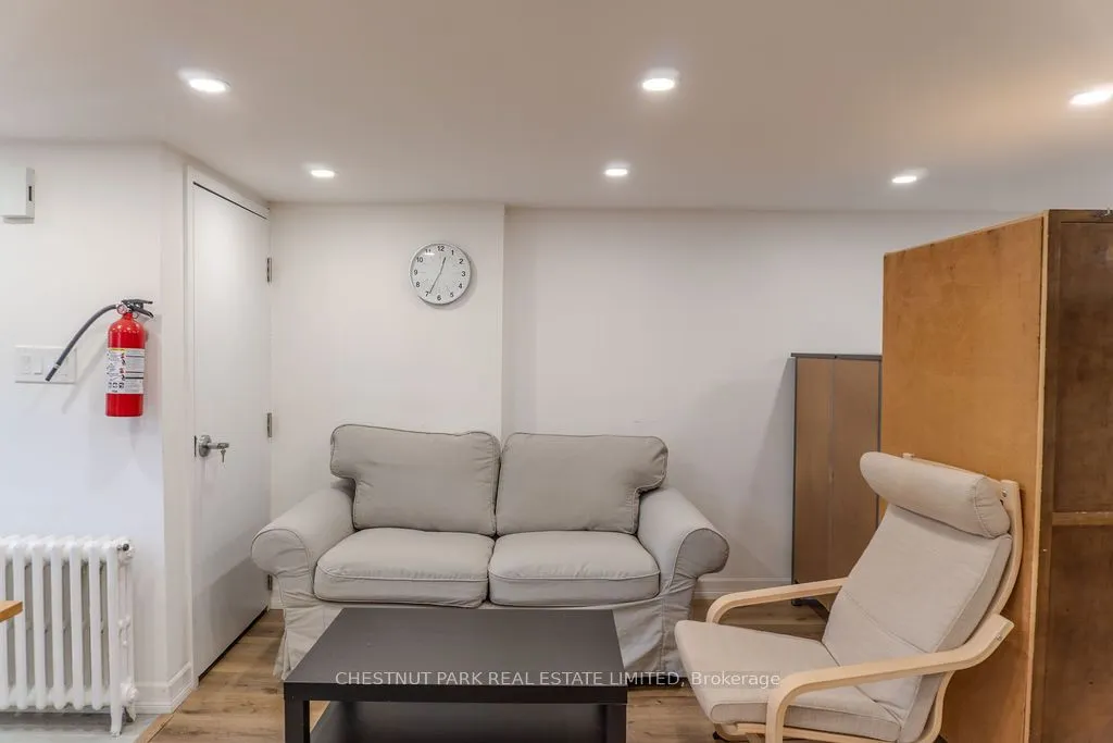 1065 Pape Avenue, #Lower