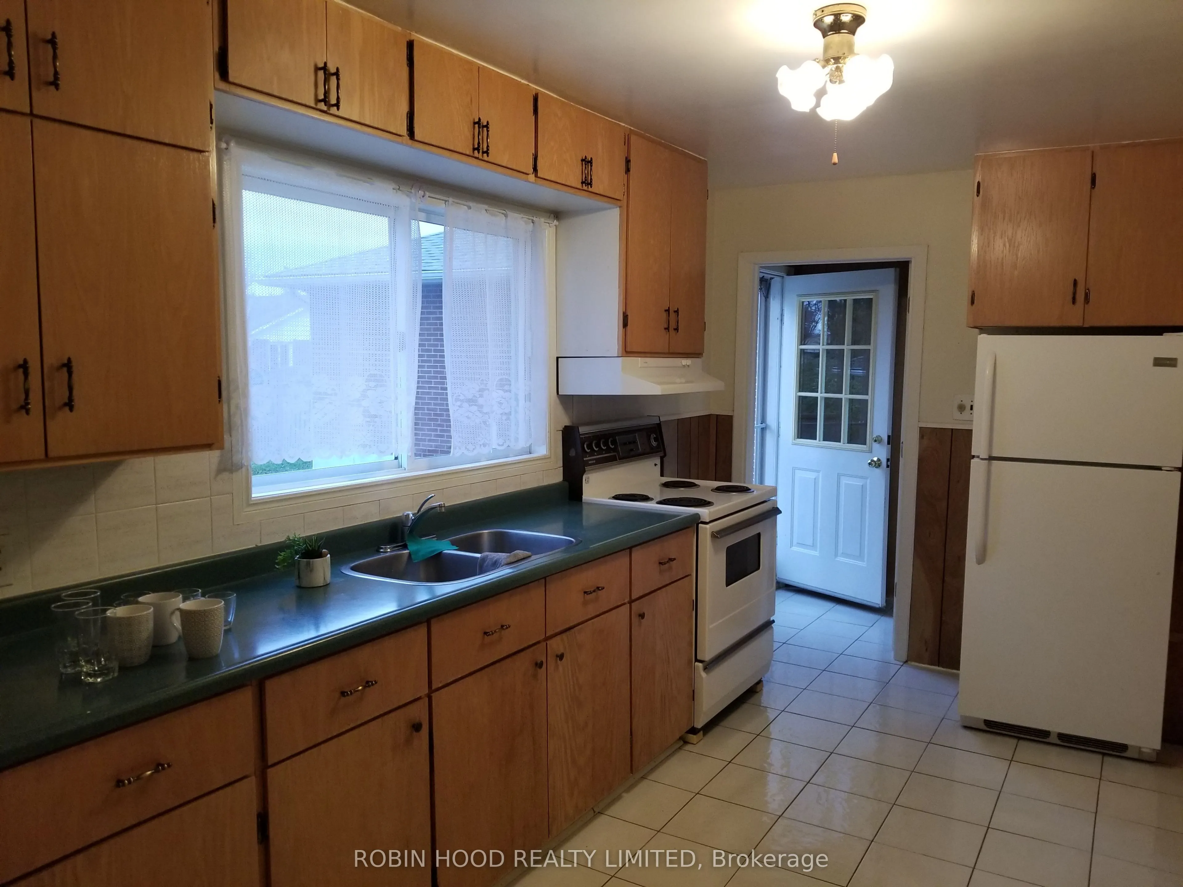 65 Kitchener Road