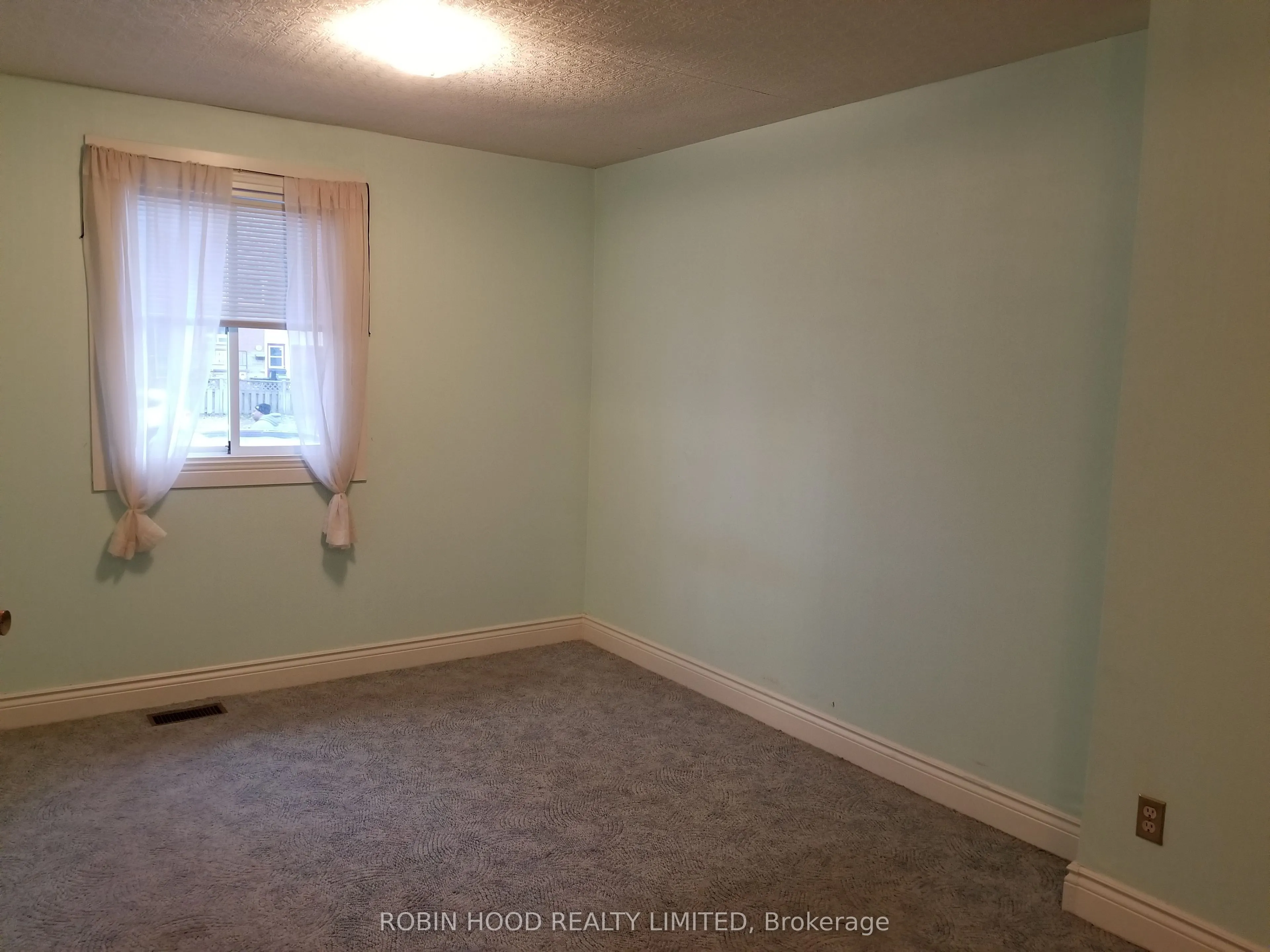 65 Kitchener Road