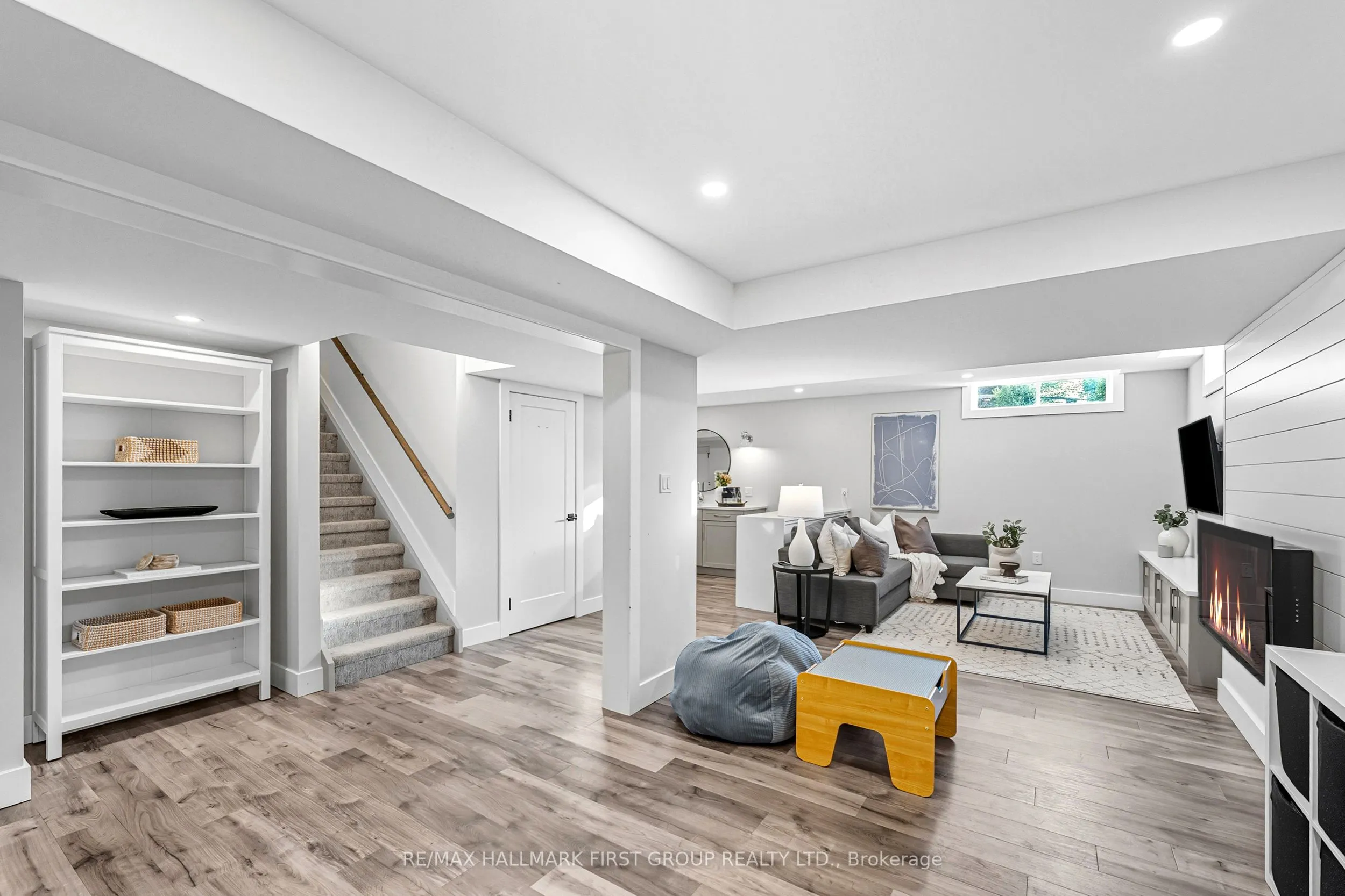 11 Murray Tabb Street