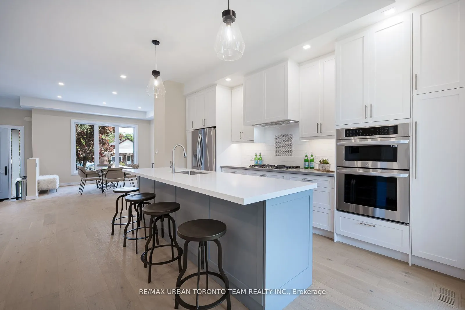 26 Kalmar Avenue