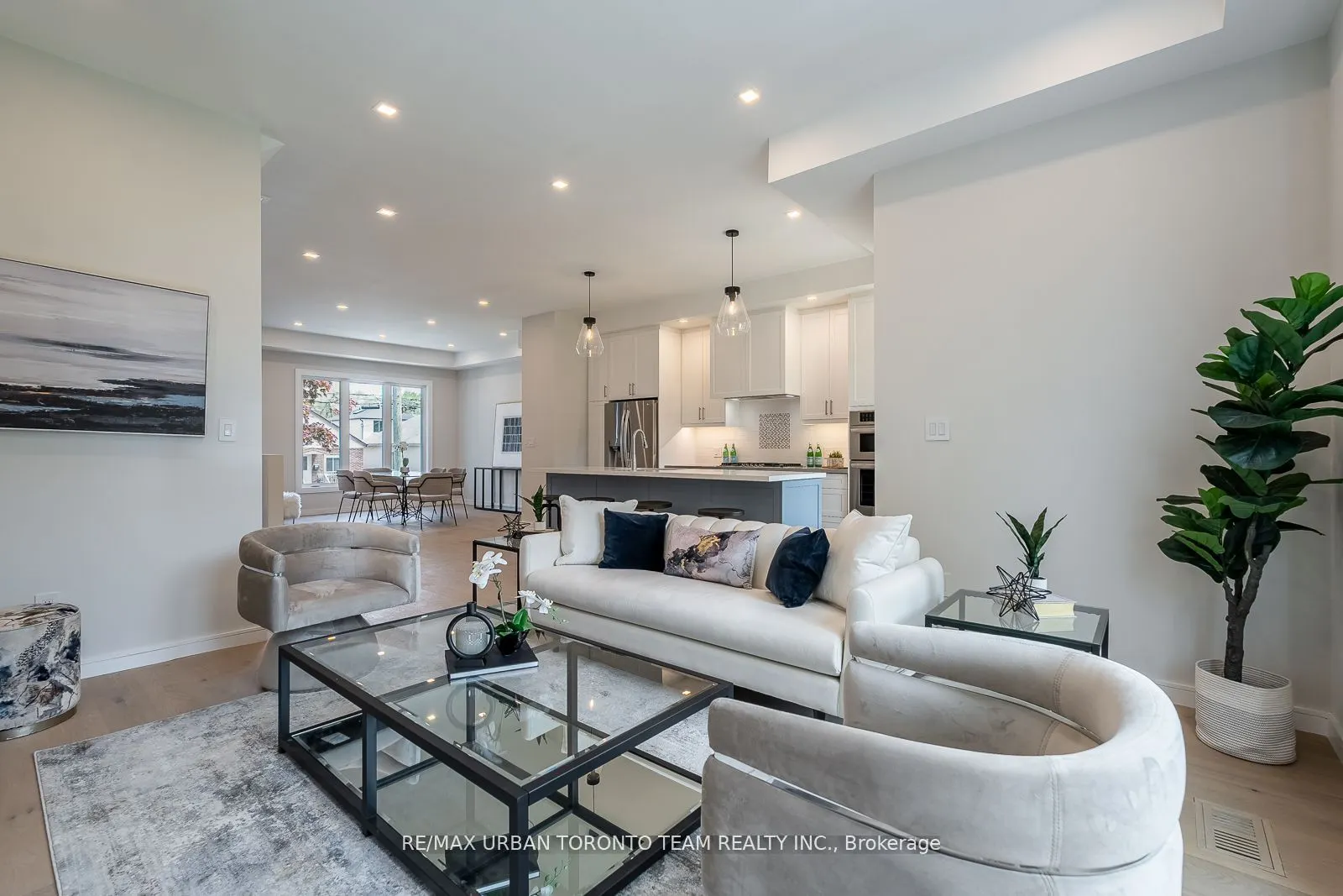 26 Kalmar Avenue