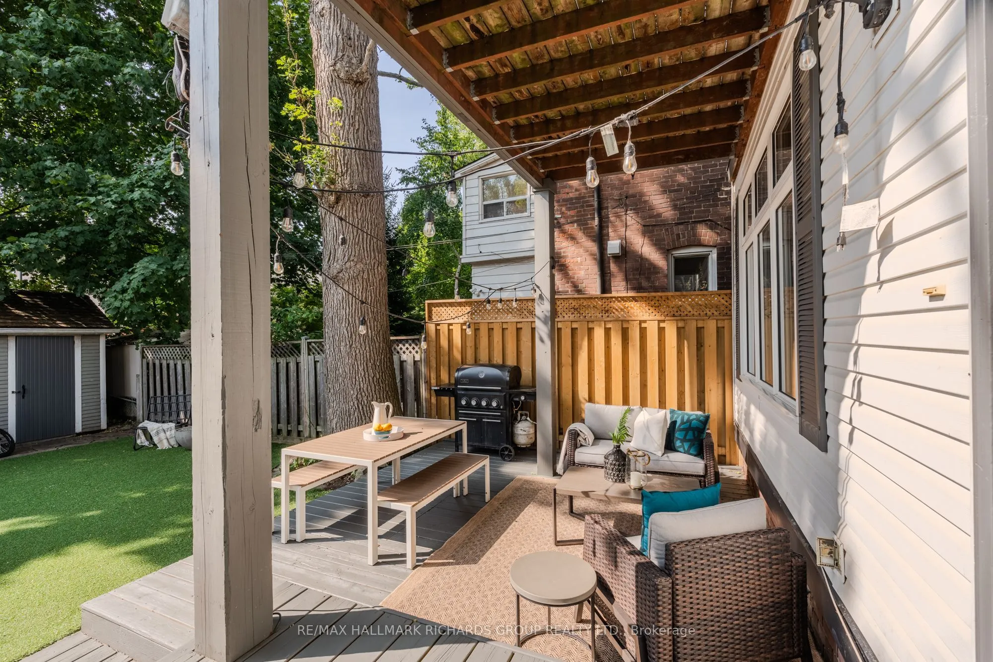 120 Lee Avenue