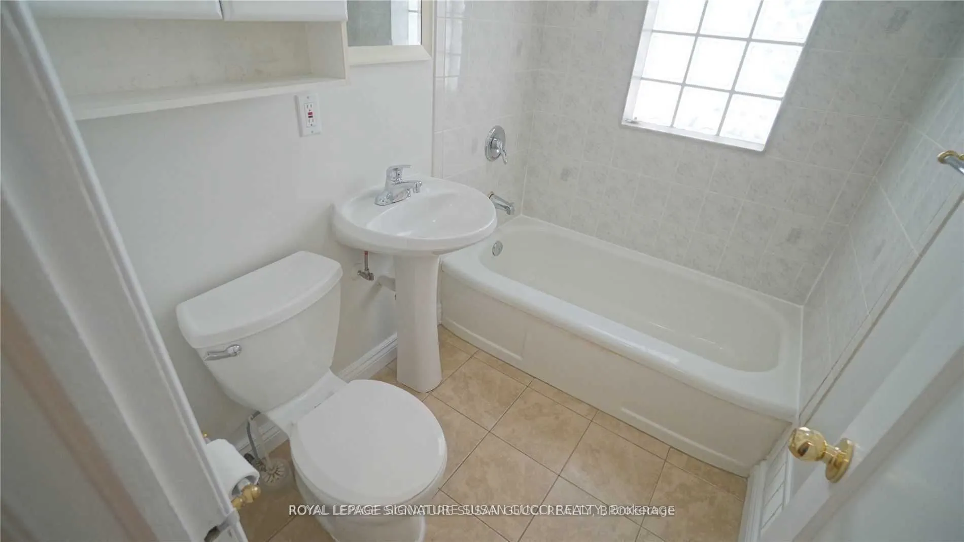 9 Barrett Road, #Main Fl