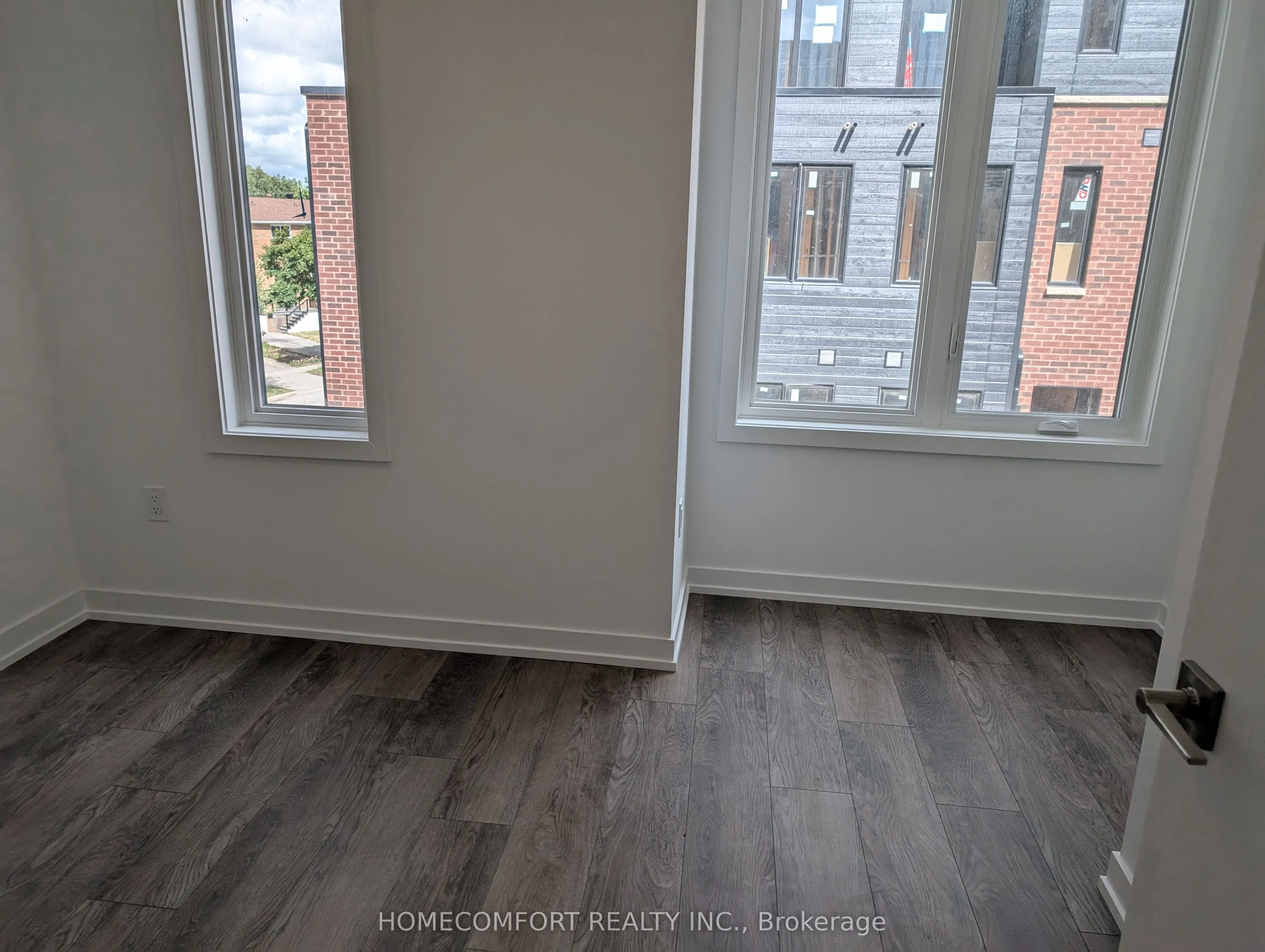 3079 Pharmacy Avenue, #Unit 31