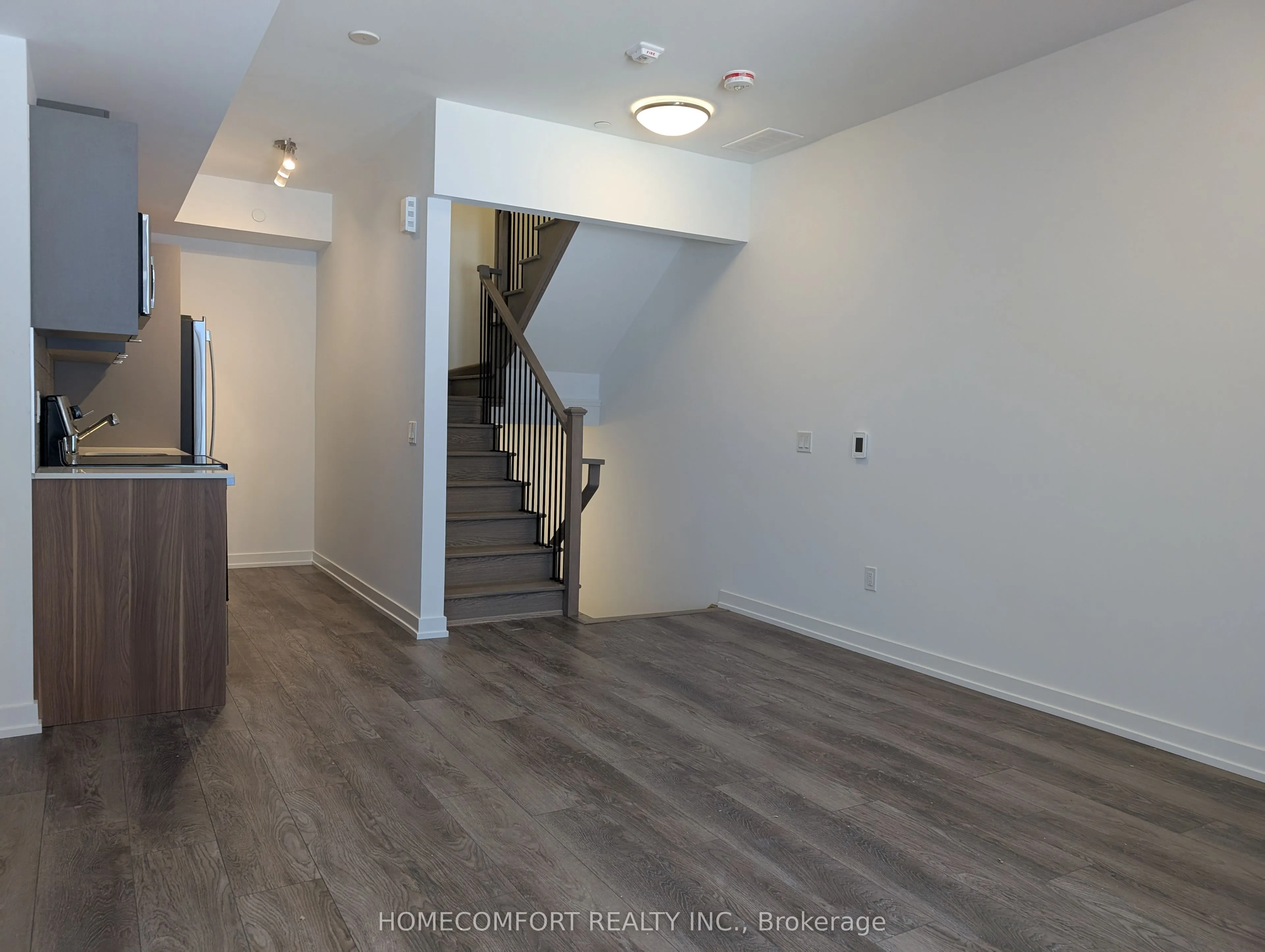 3079 Pharmacy Avenue, #Unit 31