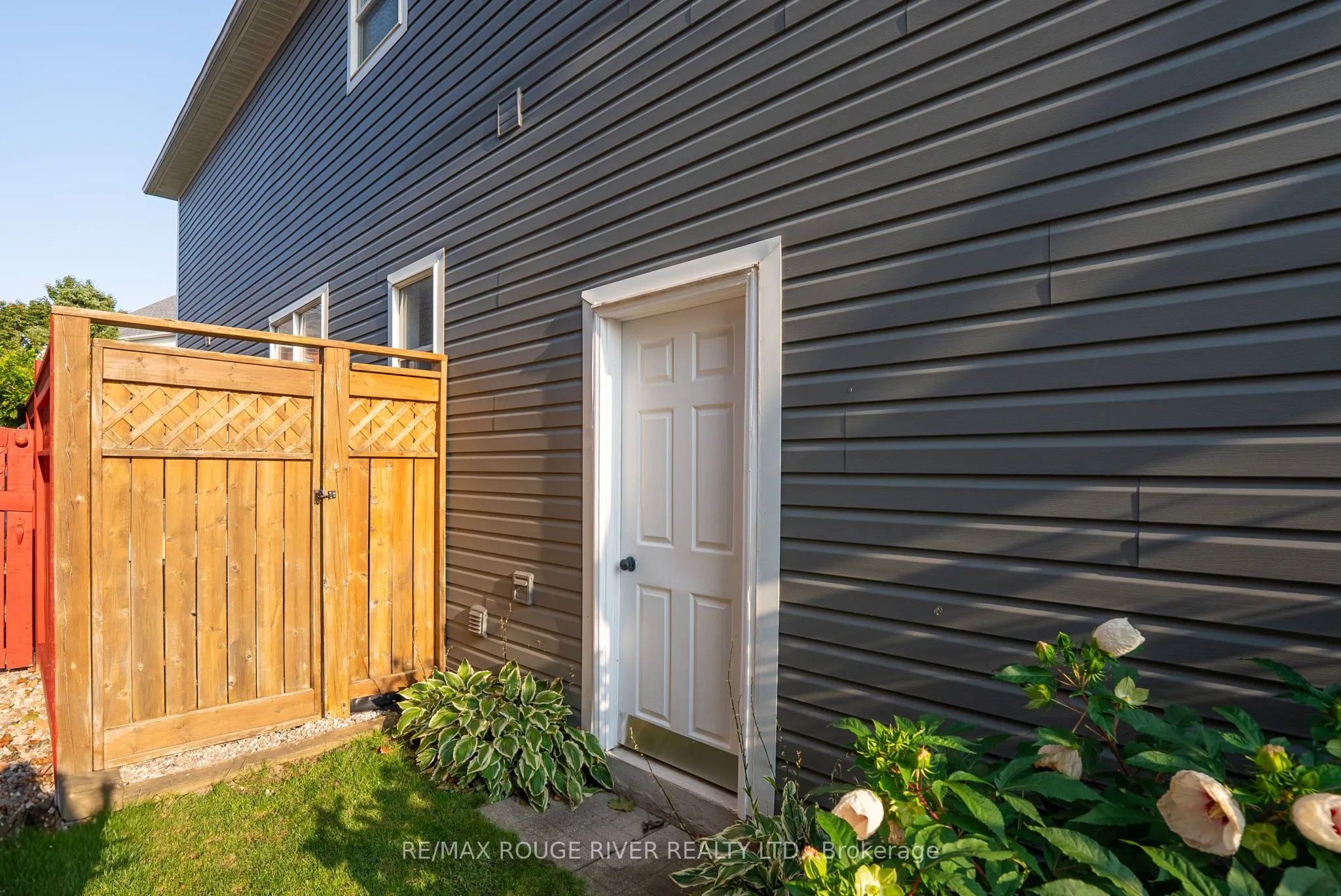 79 Watford Street