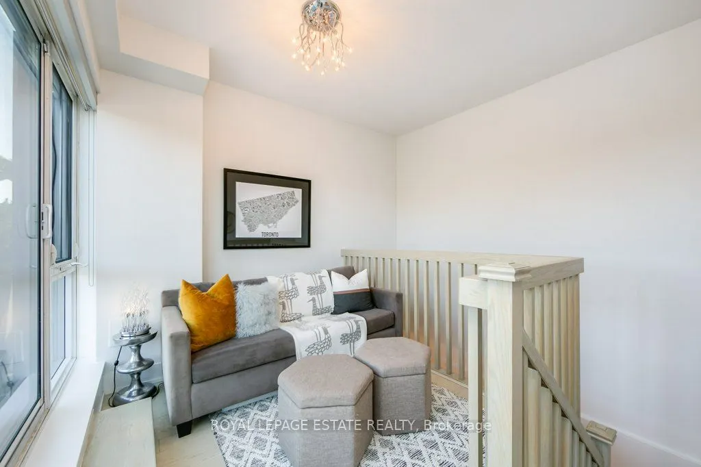 66 Kippendavie Avenue, #408