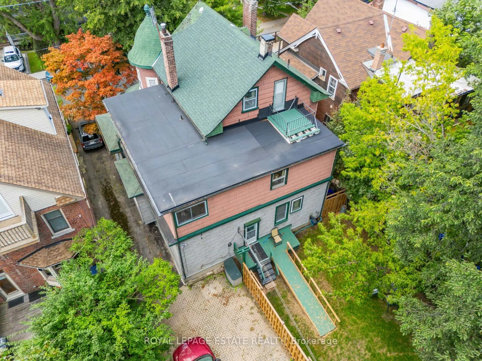 55 Leuty Avenue