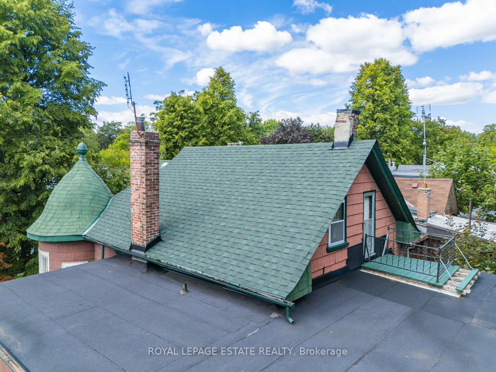 55 Leuty Avenue
