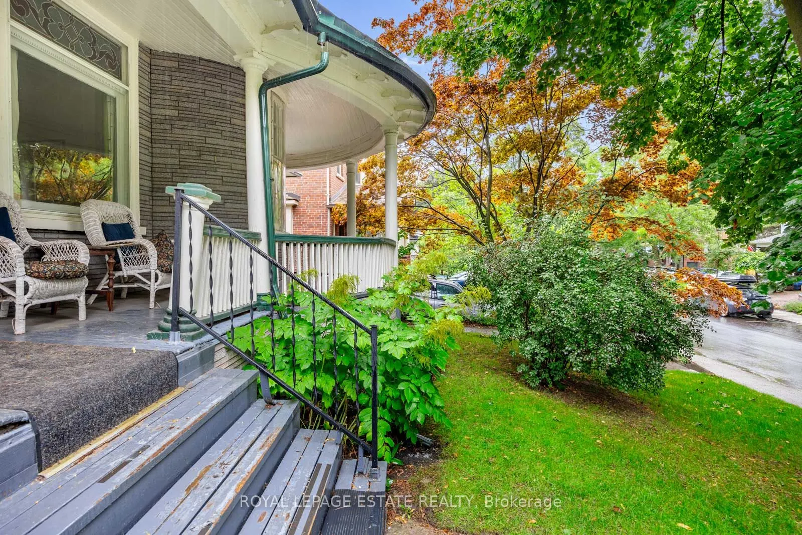 55 Leuty Avenue