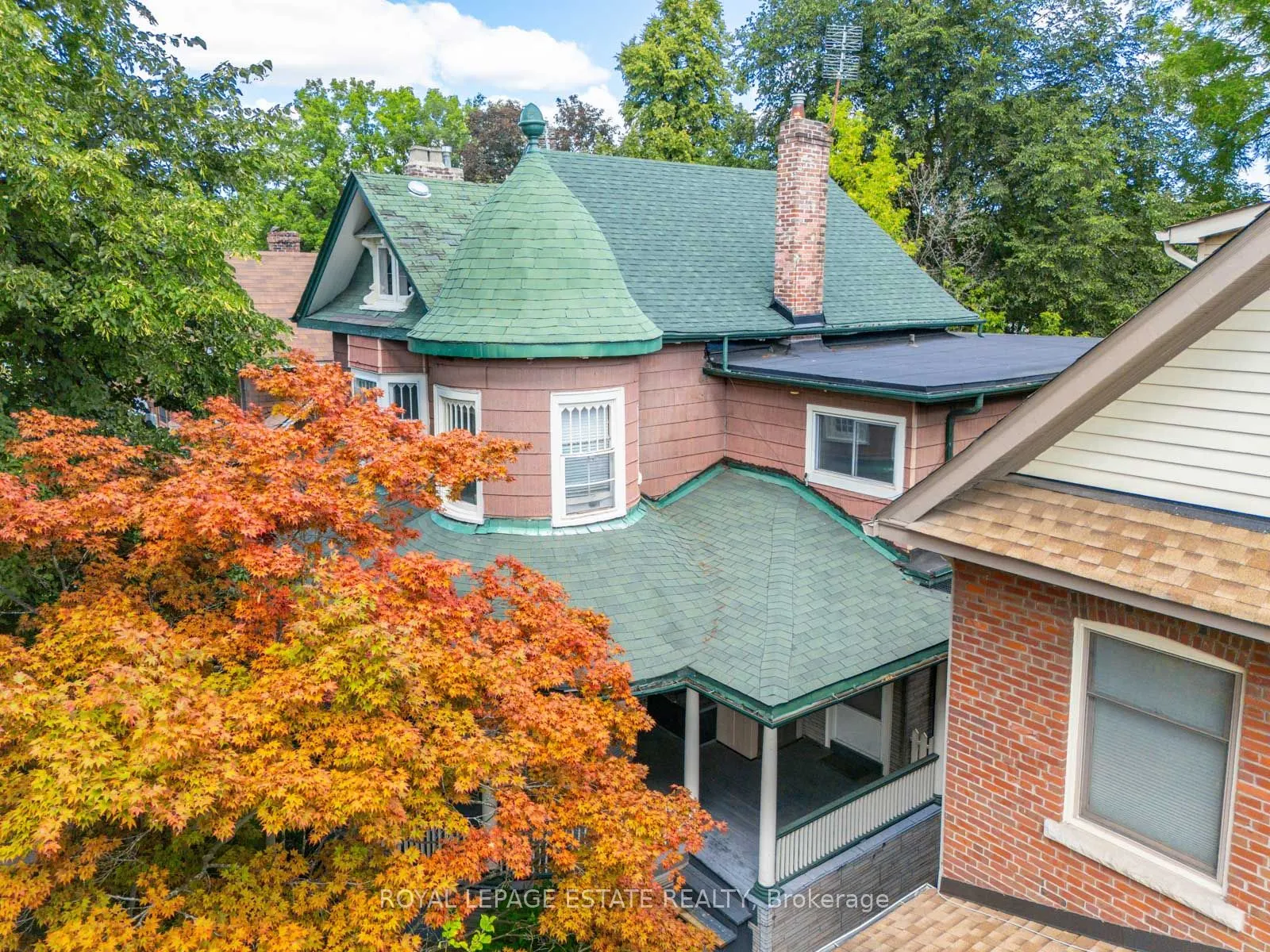 55 Leuty Avenue