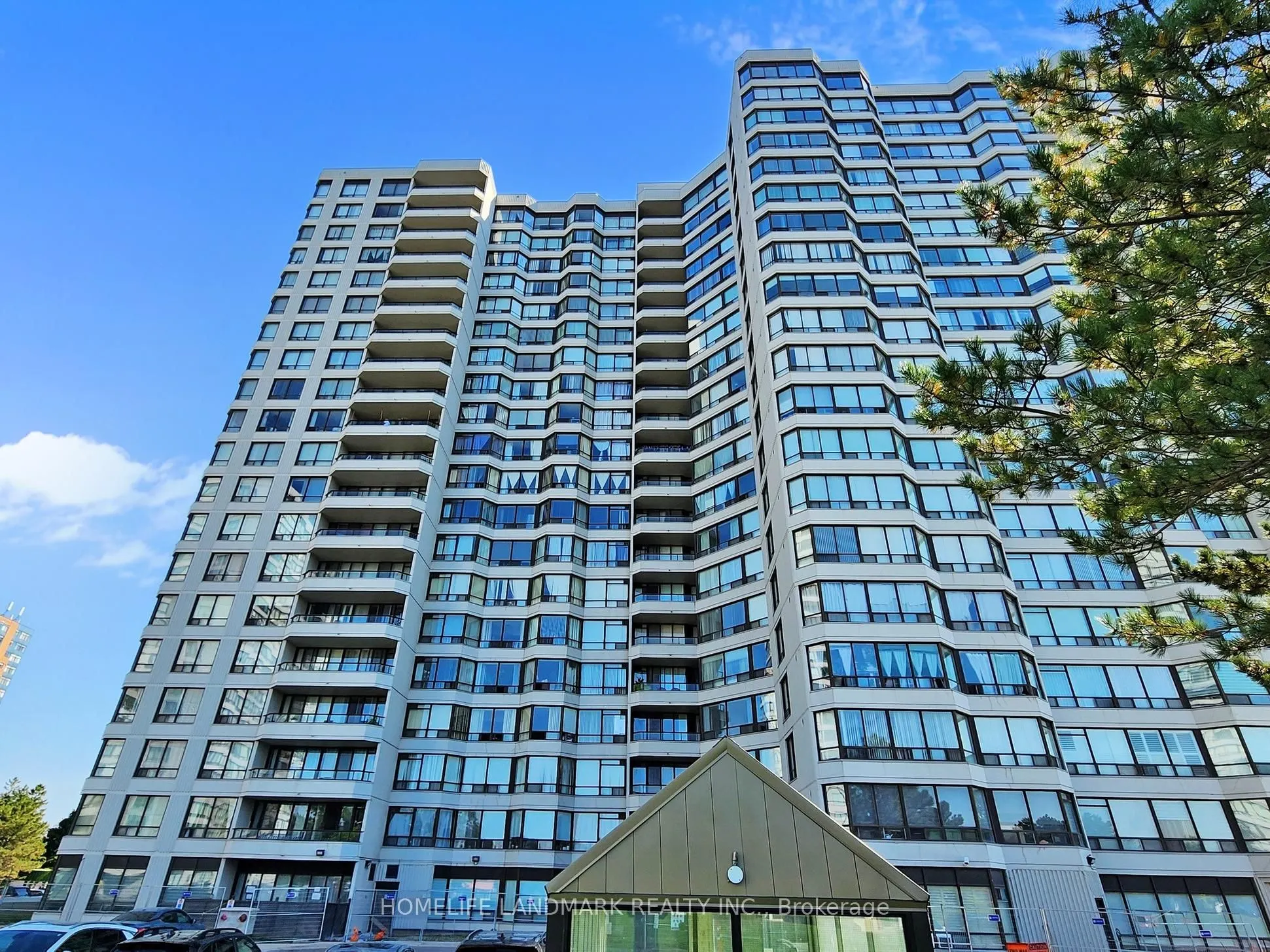 350 Alton Towers Circle, #903