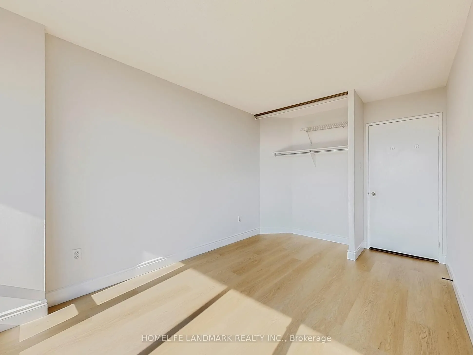 350 Alton Towers Circle, #903