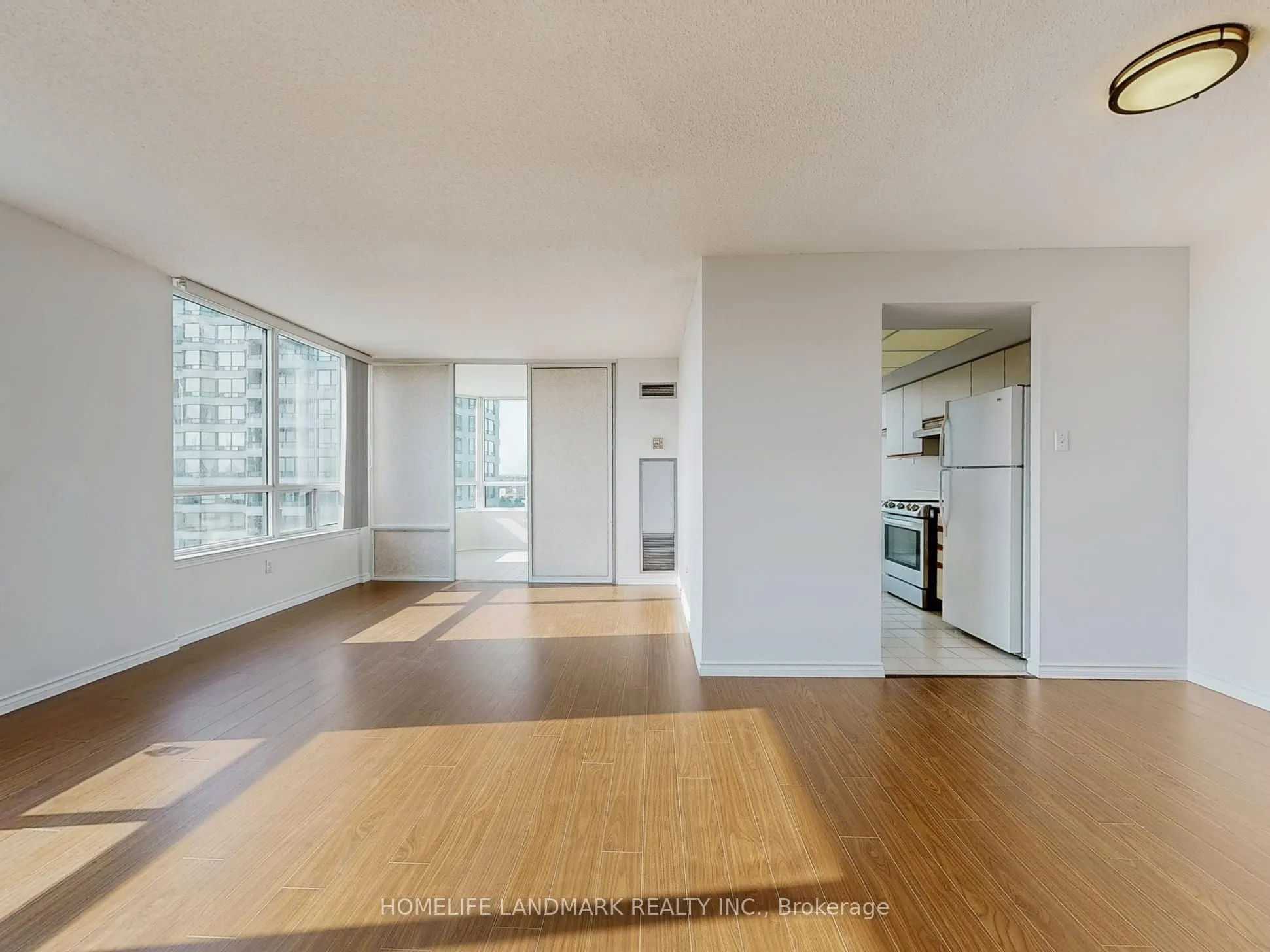 350 Alton Towers Circle, #903