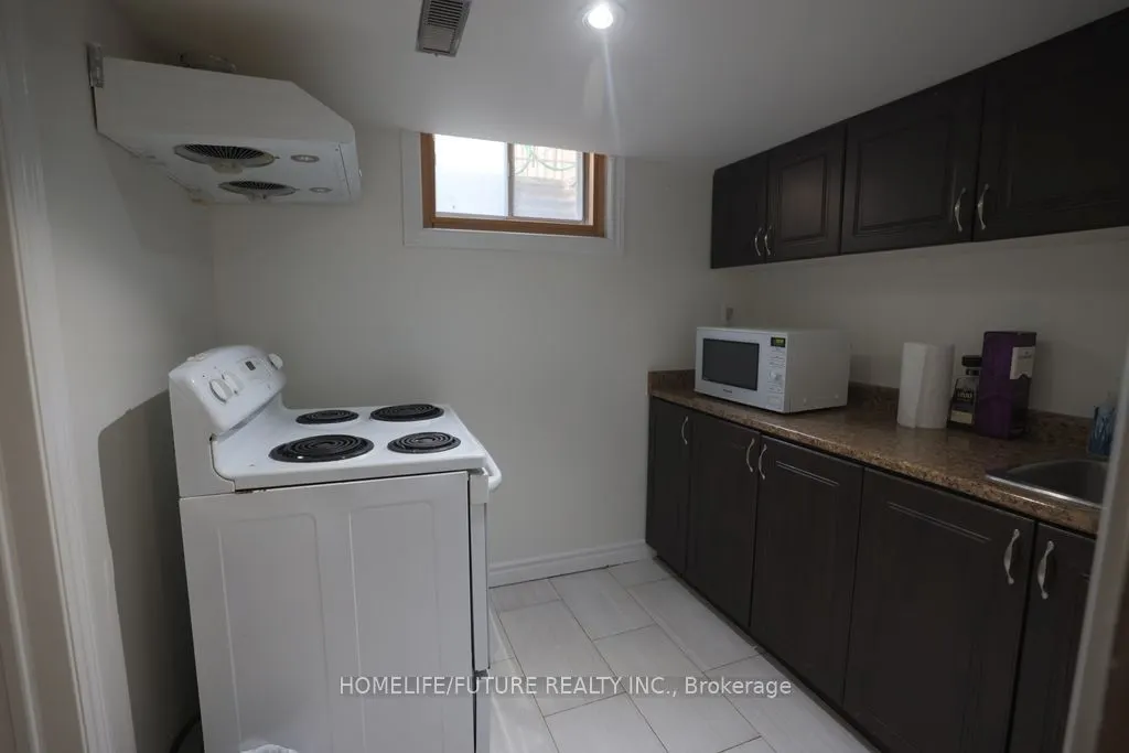 34 Dundalk Drive, #5