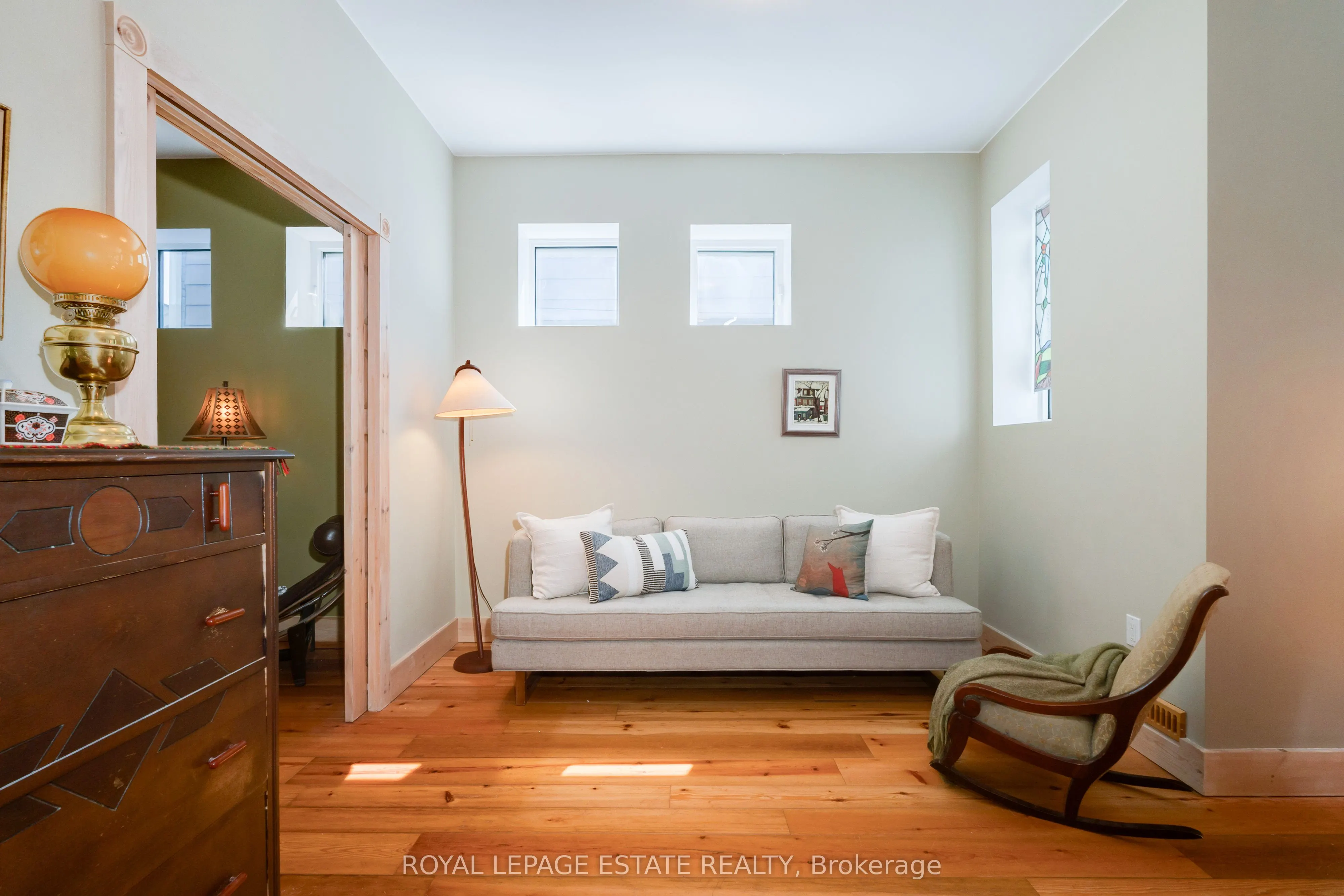 146 Ashdale Avenue