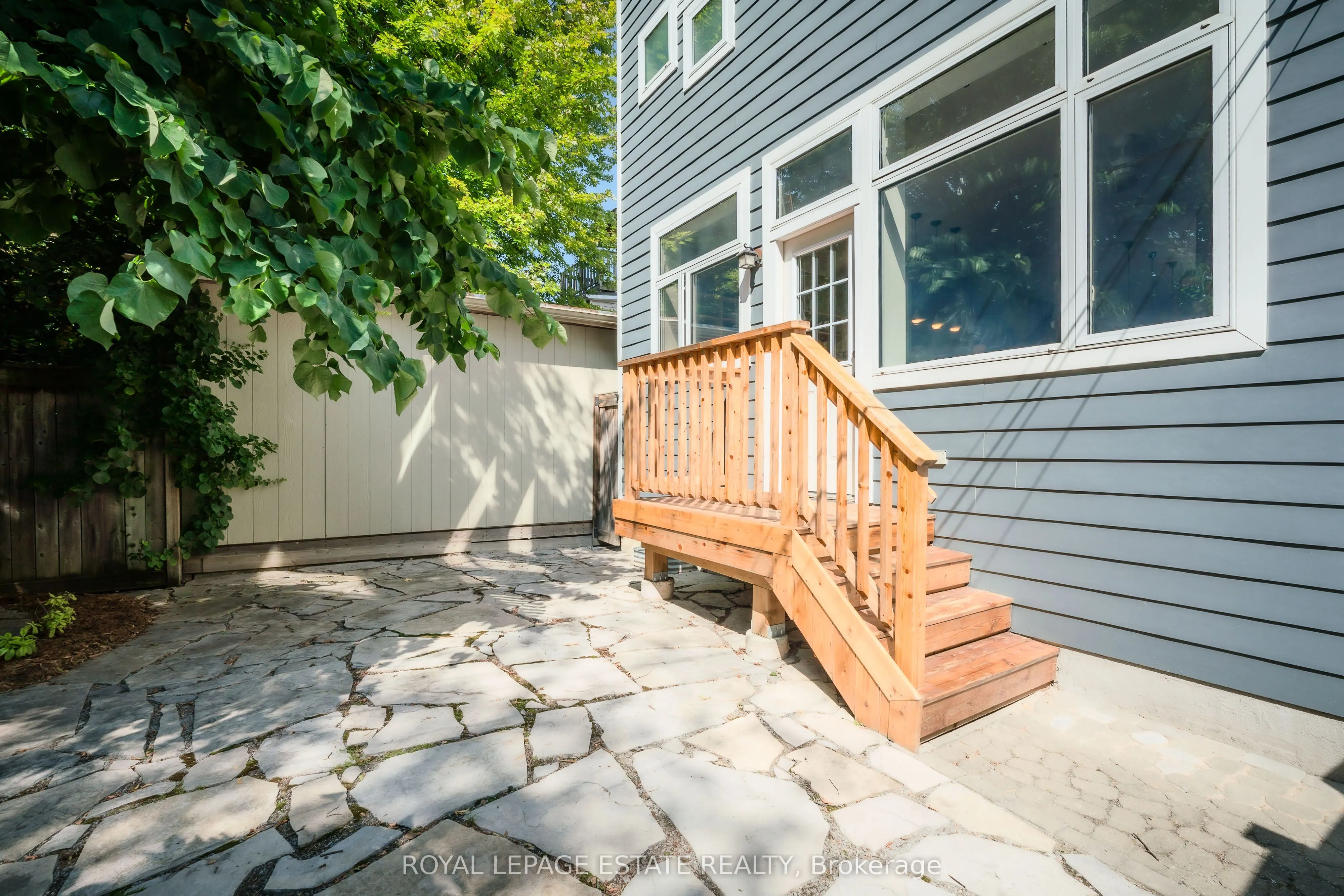146 Ashdale Avenue