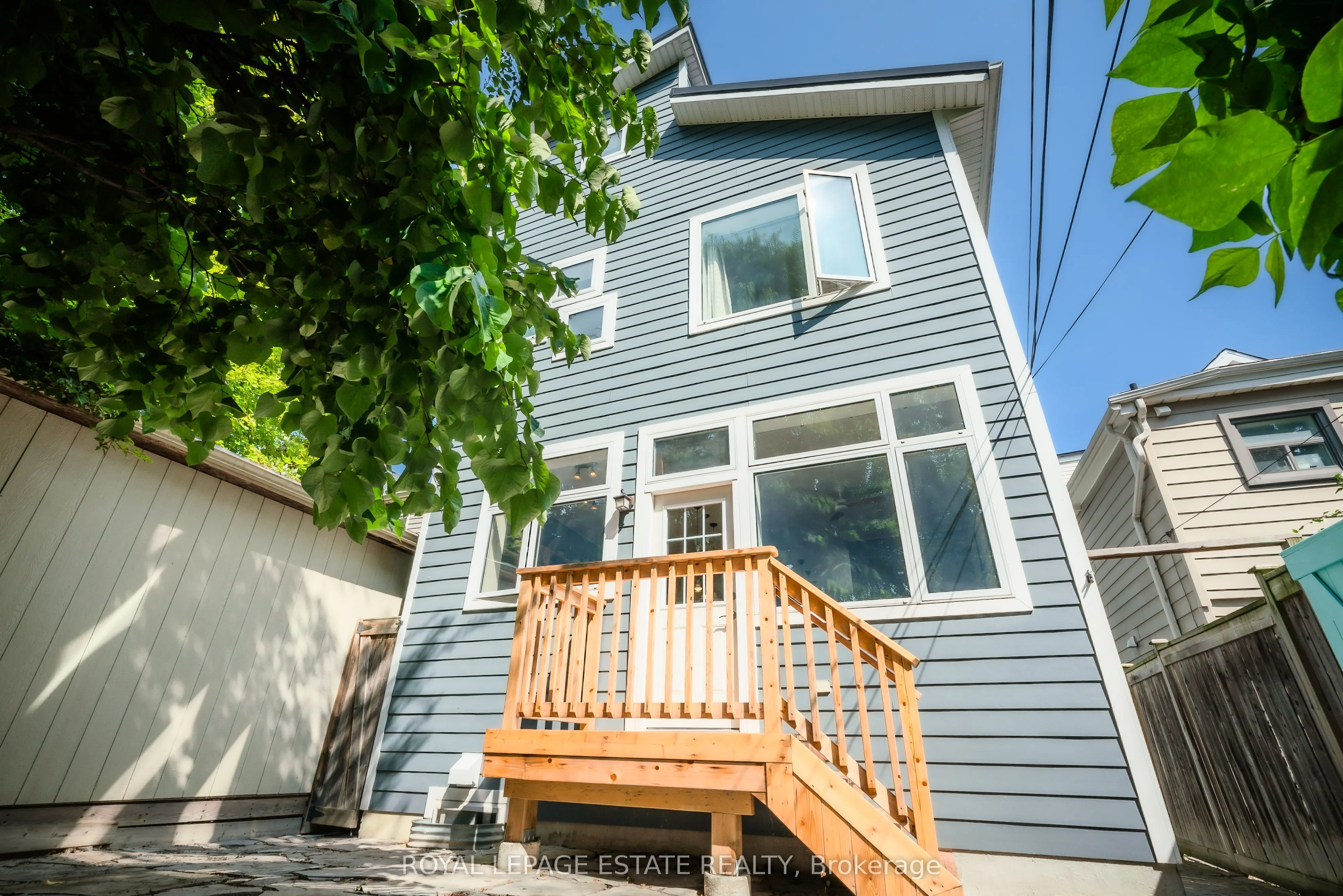 146 Ashdale Avenue