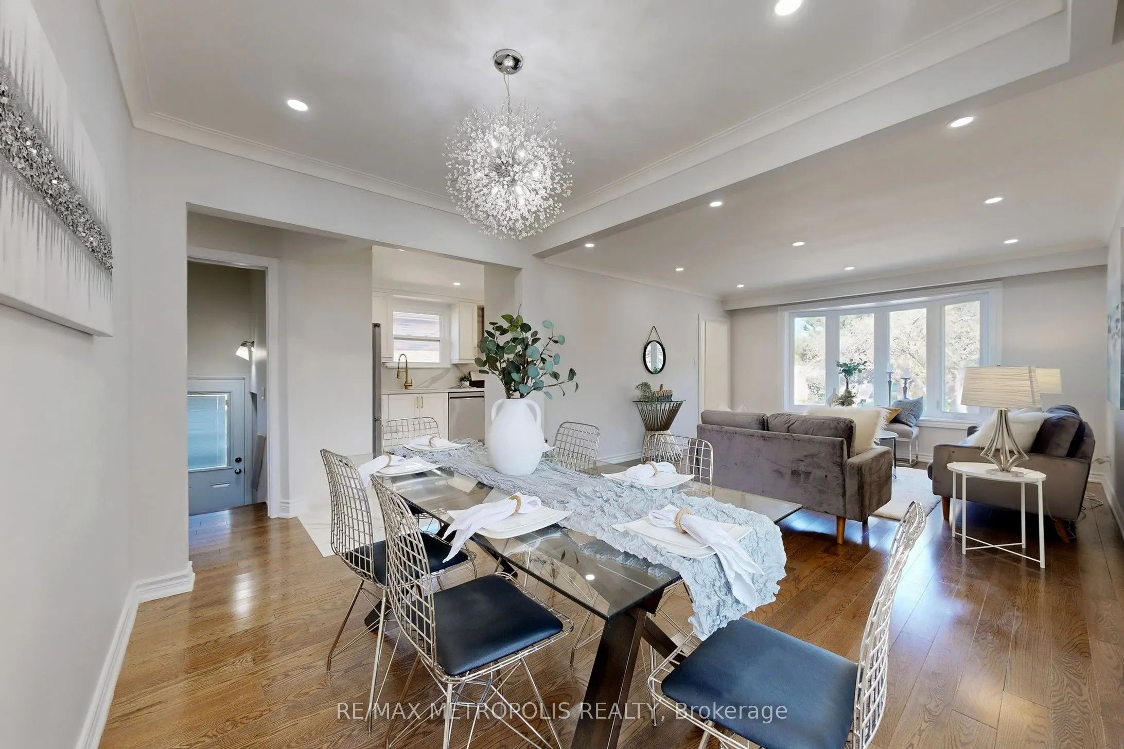 162 Lord Roberts Drive