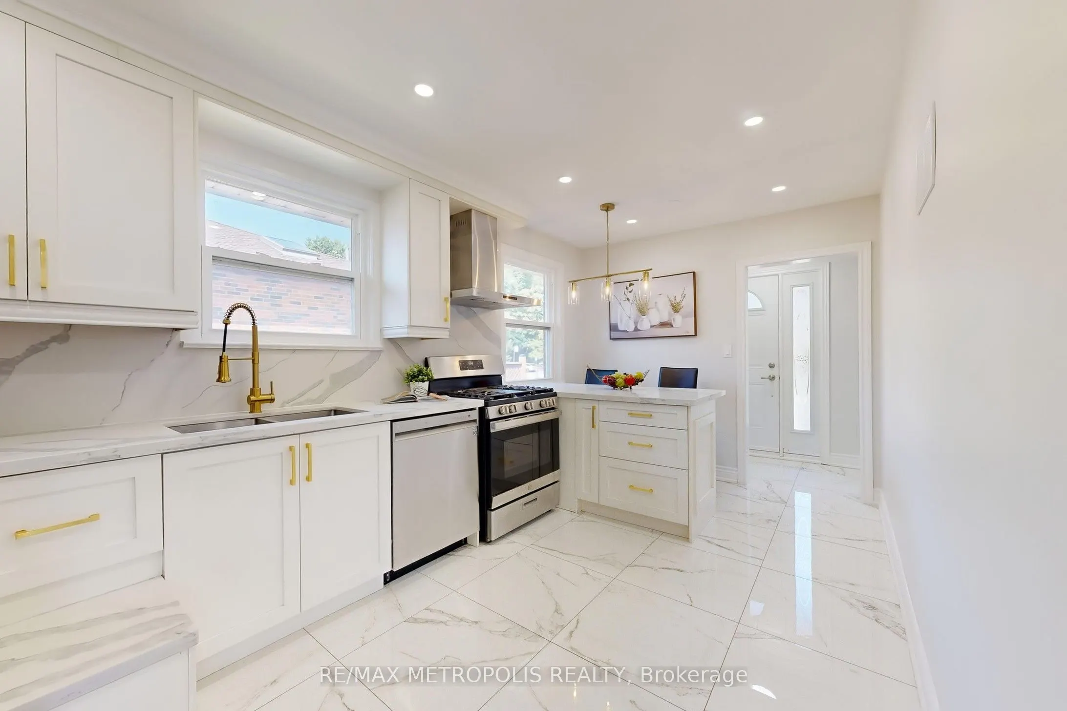 162 Lord Roberts Drive