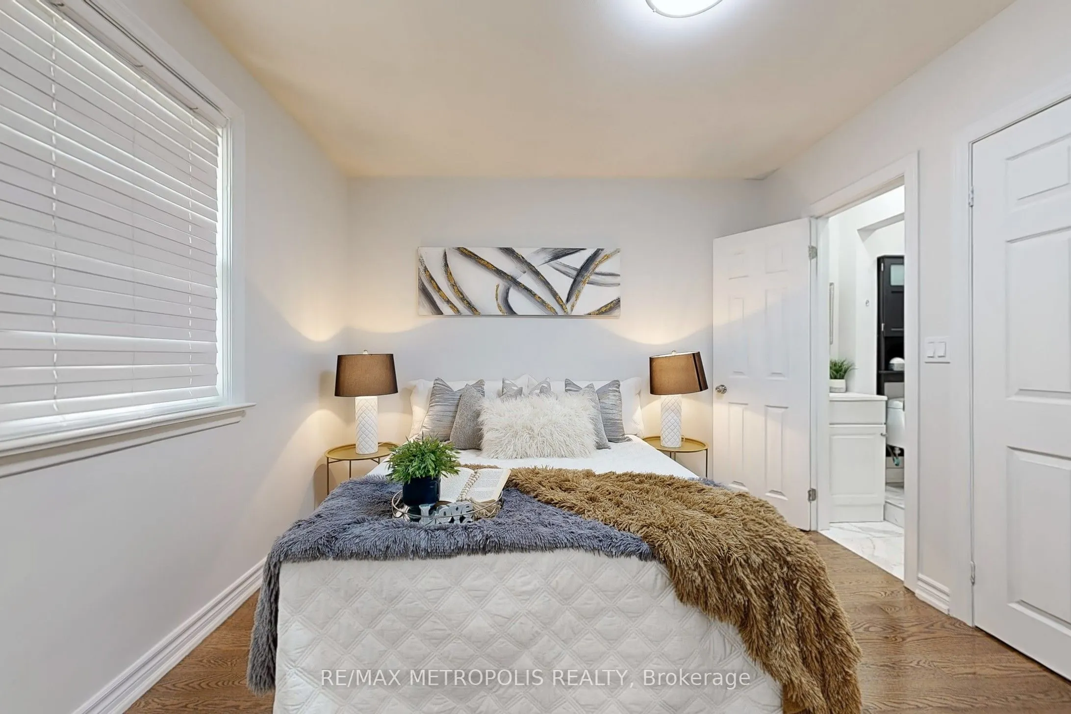 162 Lord Roberts Drive