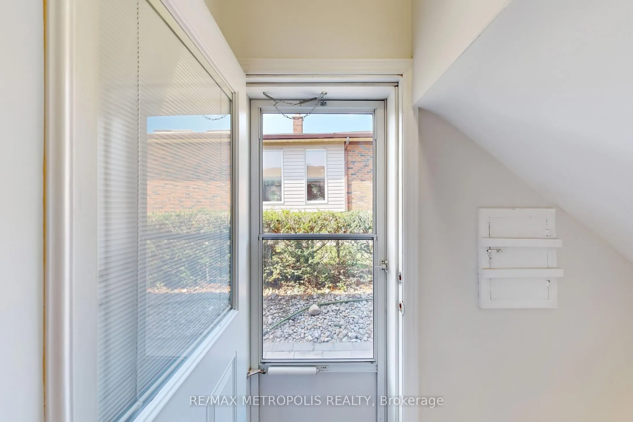 162 Lord Roberts Drive