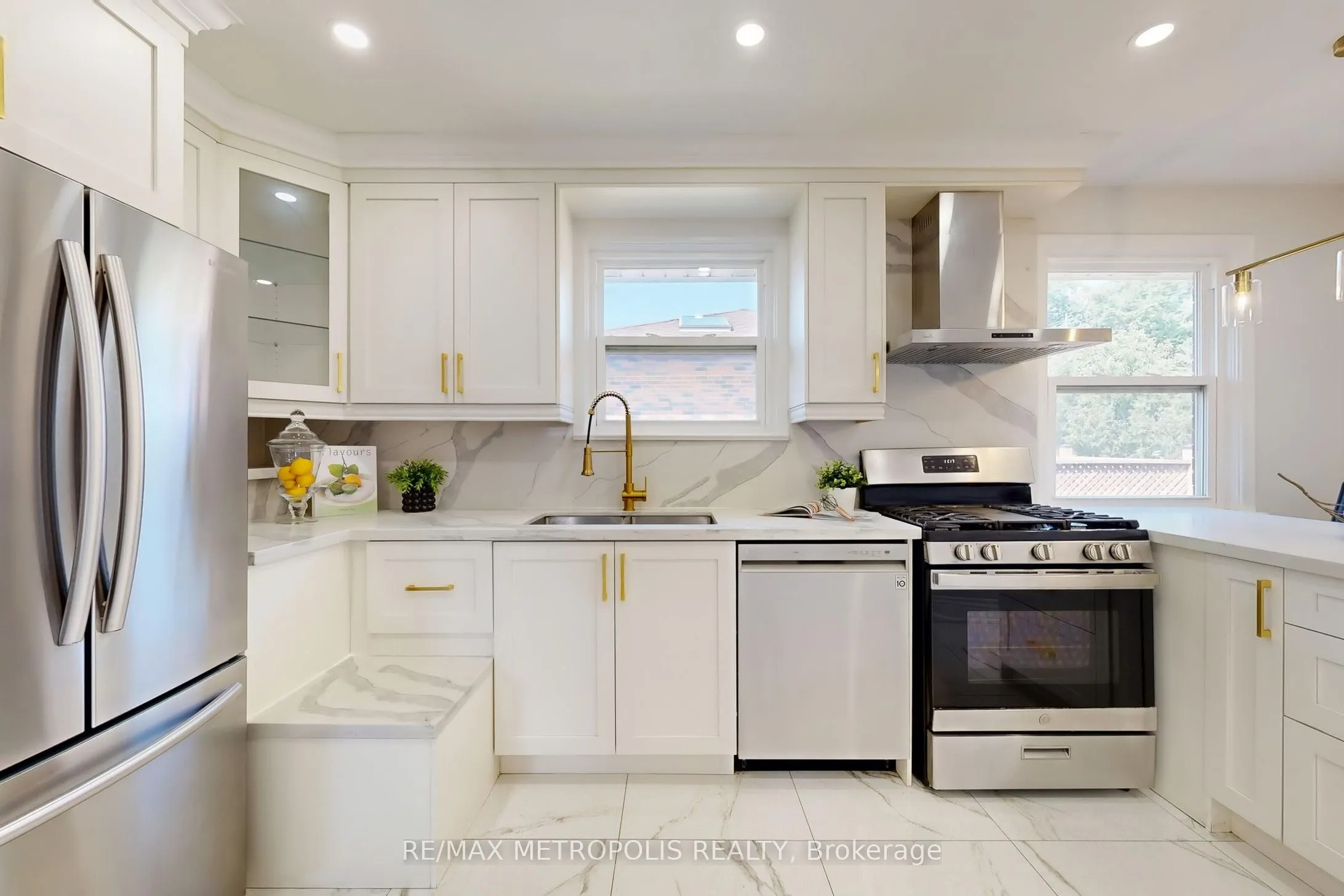 162 Lord Roberts Drive